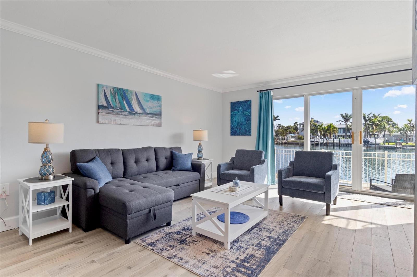 Image 9 of 19 For 4103 Gulf Boulevard 106