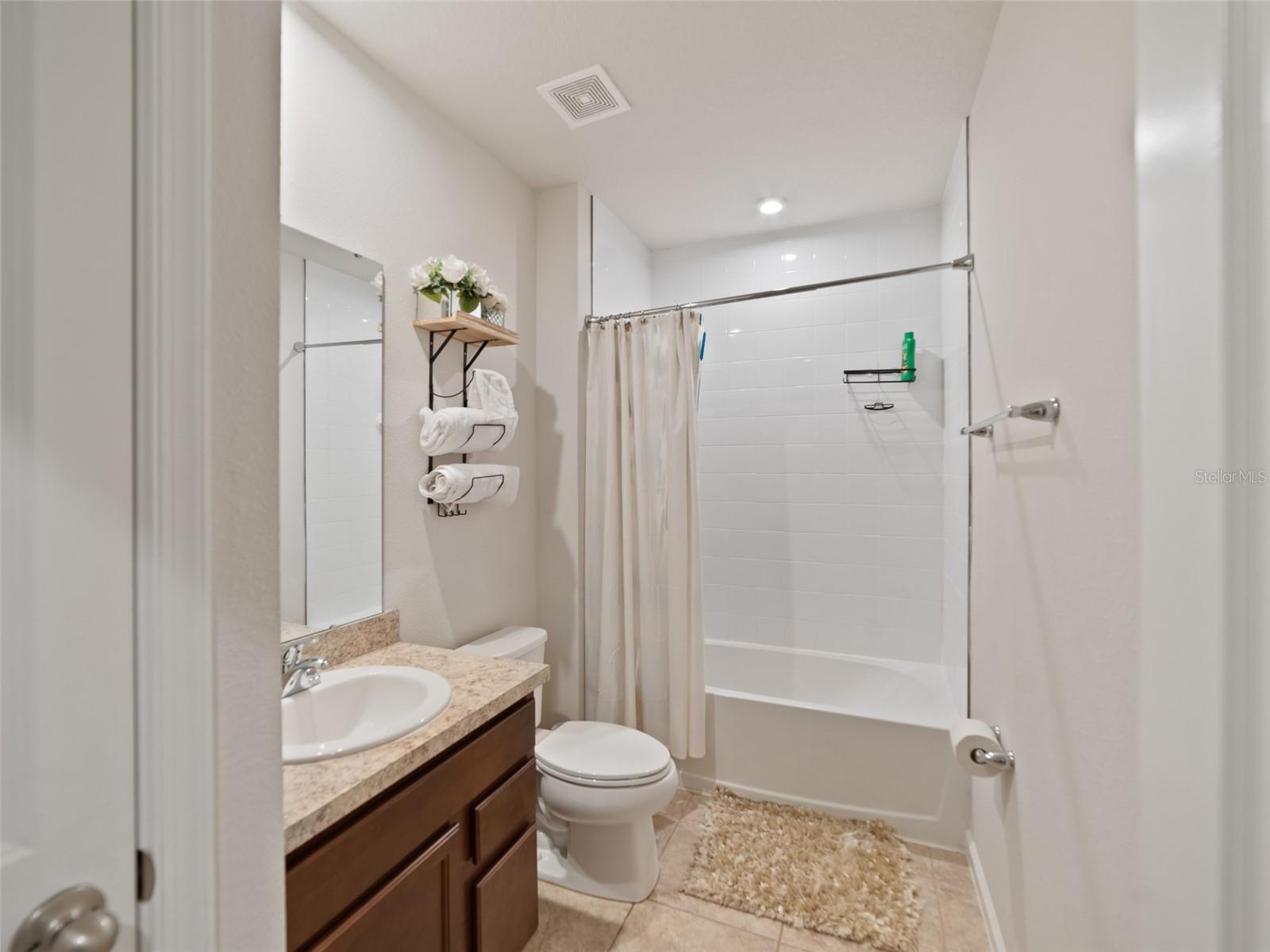 Image 14 of 34 For 726 Eagle Landing Boulevard