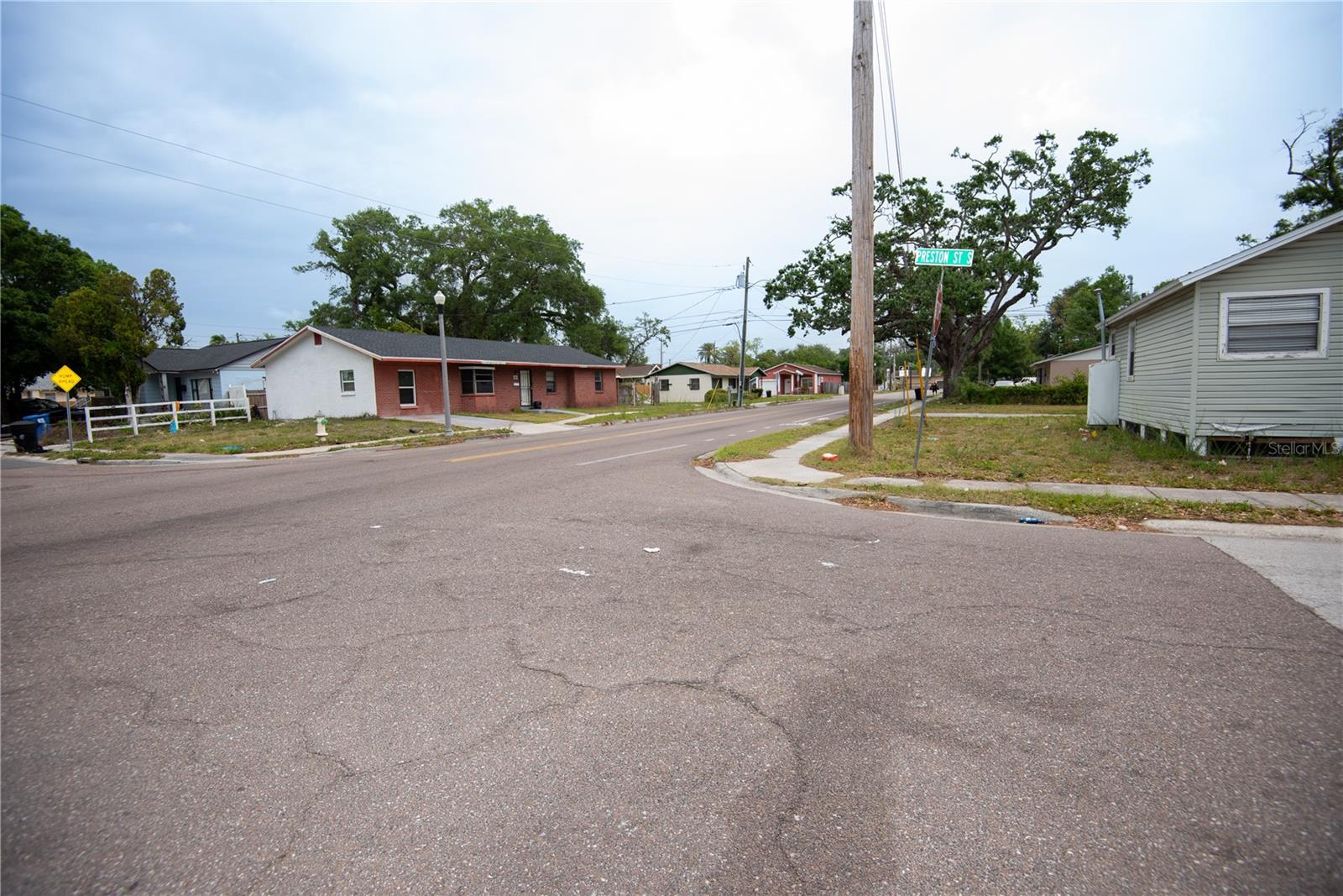 Image 35 of 36 For 1664 15th Avenue S