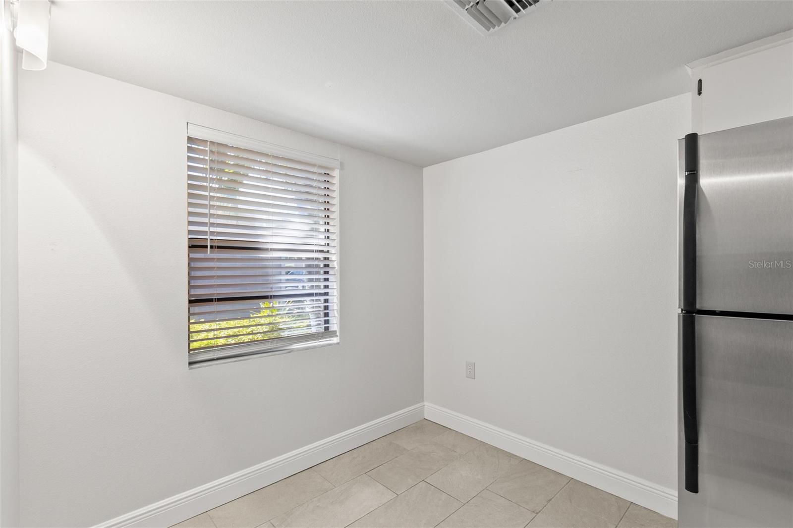 Image 8 of 30 For 2131 Ridge Road S 130
