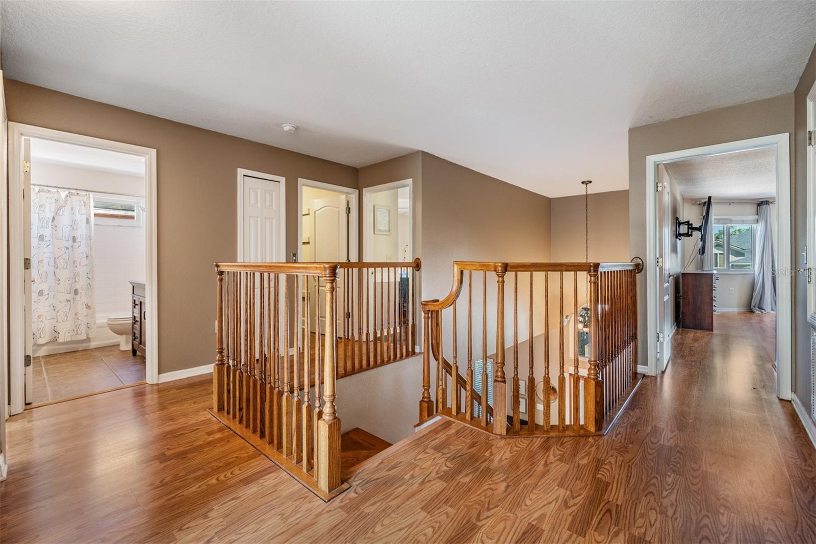 Image 4 of 52 For 4108 Harbor Lake Drive
