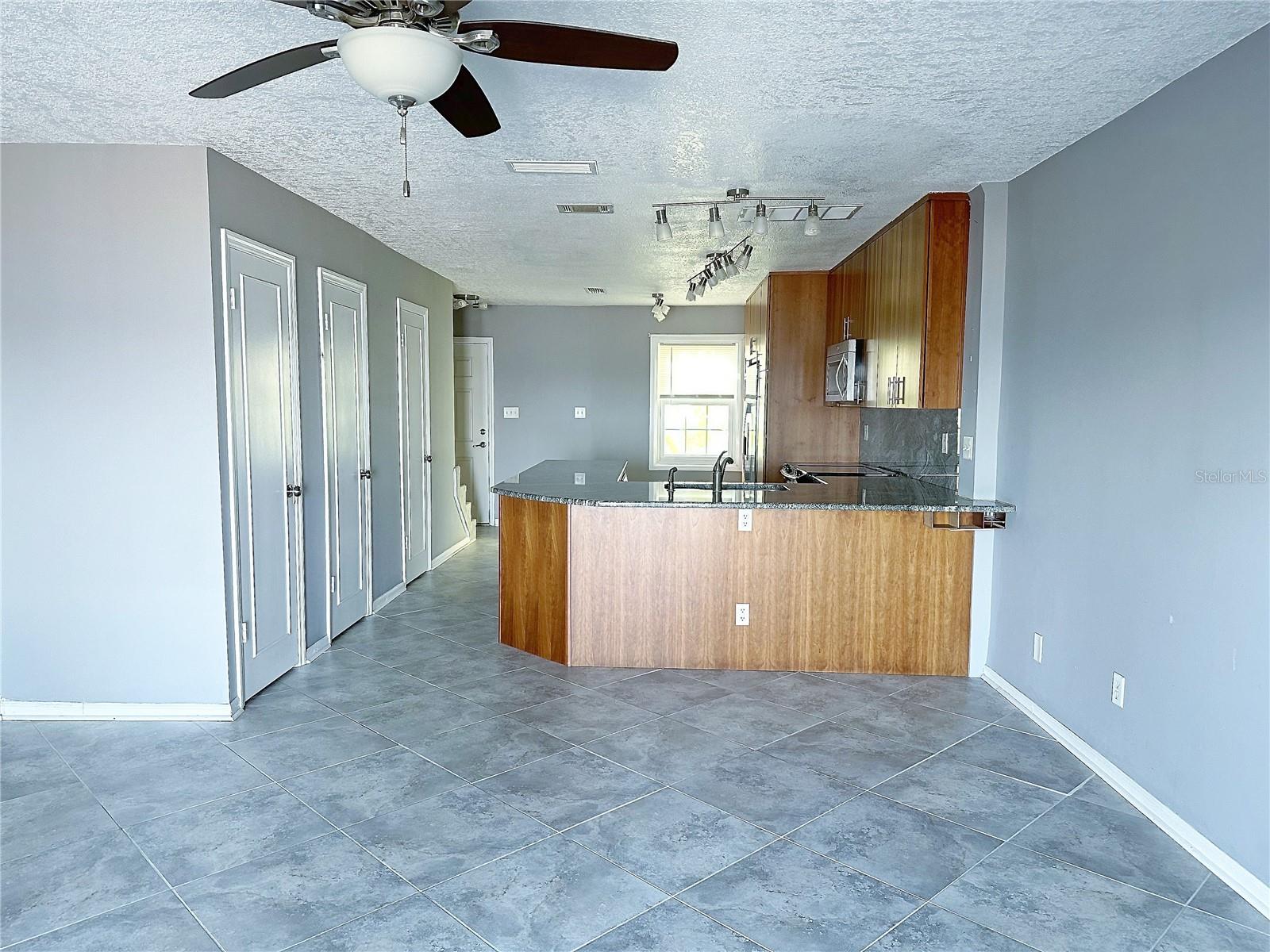 Image 10 of 42 For 5242 Beach Drive Se