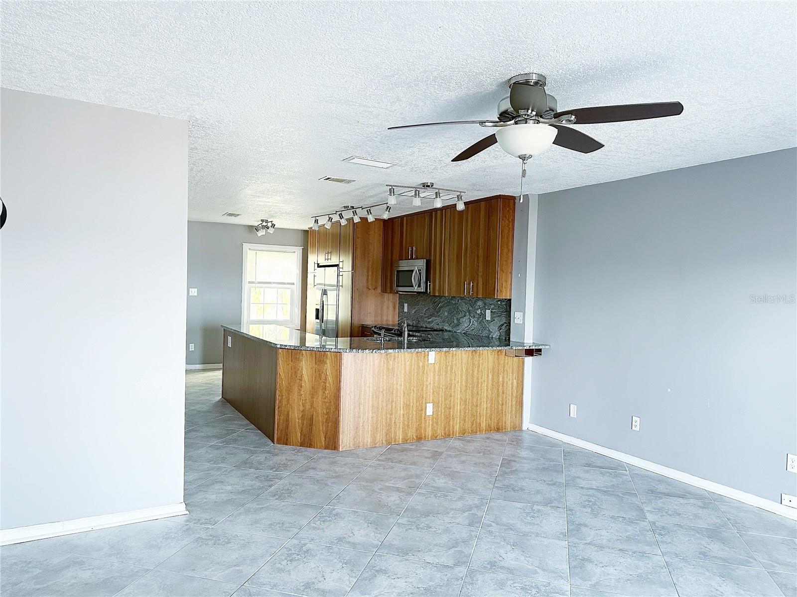 Image 11 of 42 For 5242 Beach Drive Se