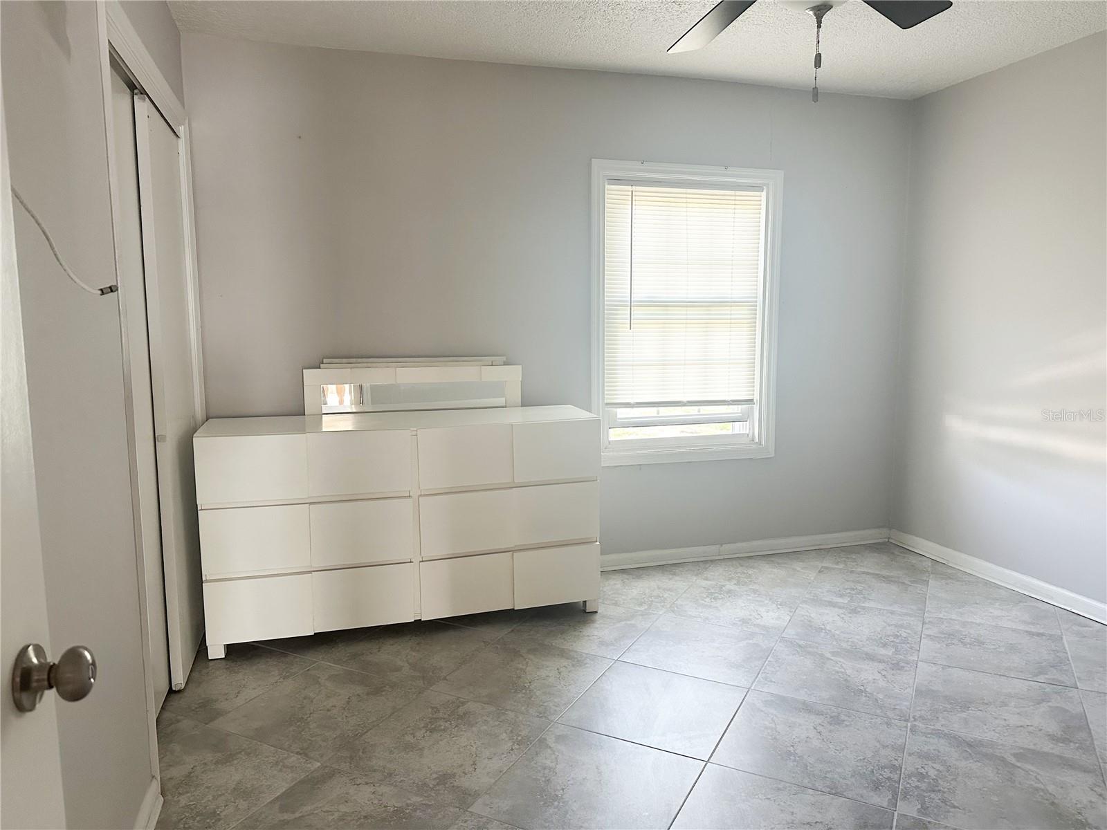 Image 22 of 42 For 5242 Beach Drive Se