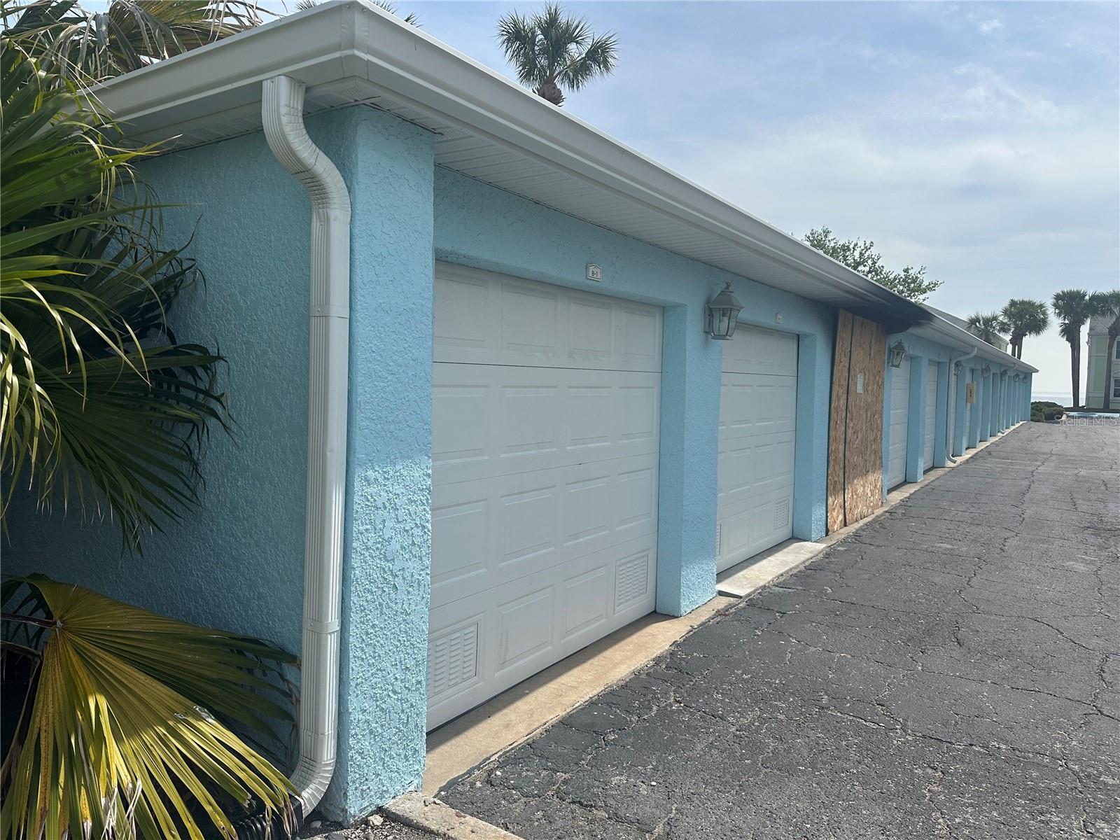 Image 42 of 42 For 5242 Beach Drive Se