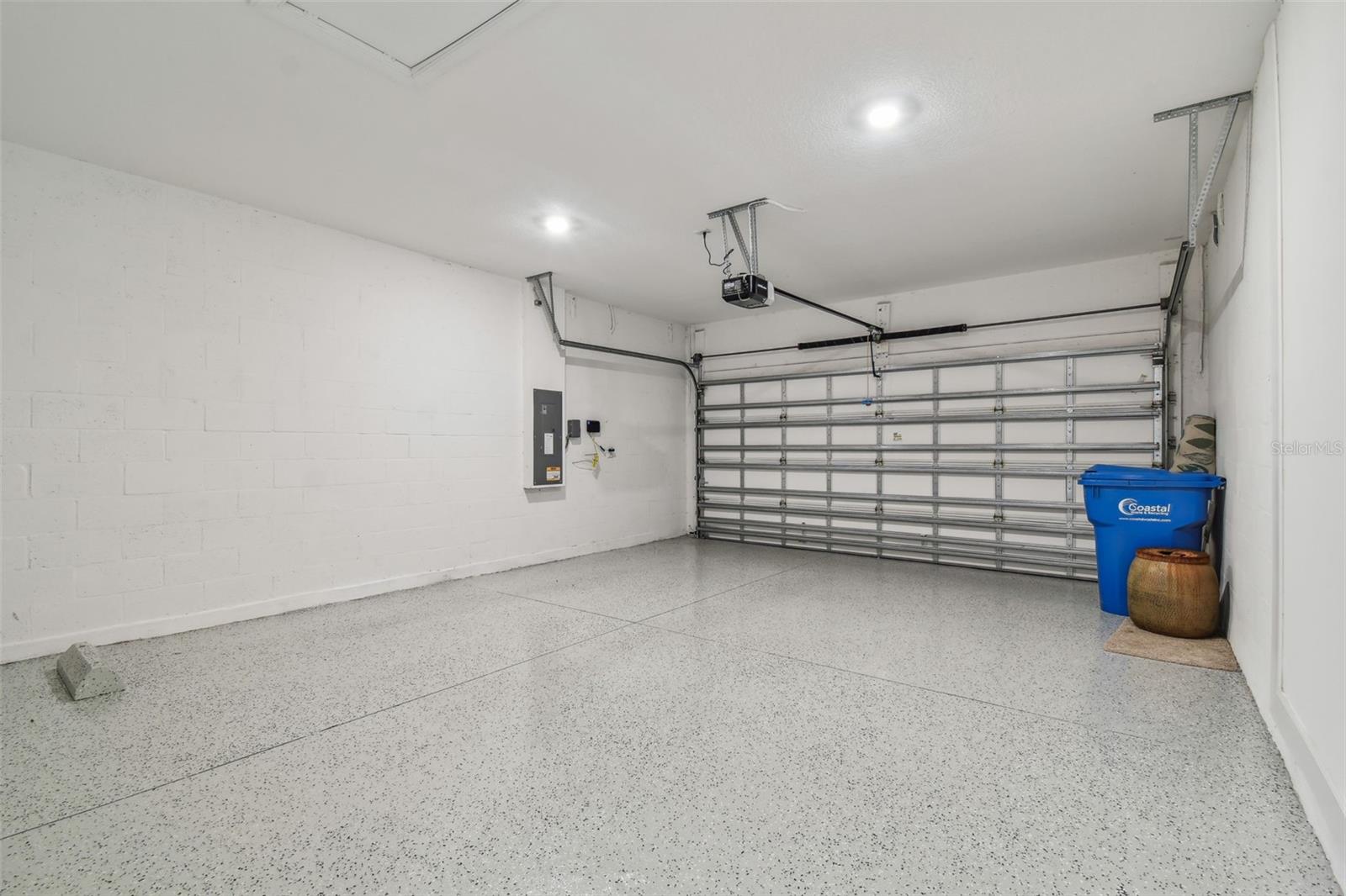 Listing photo id 70 for 4257 Rosatti Road