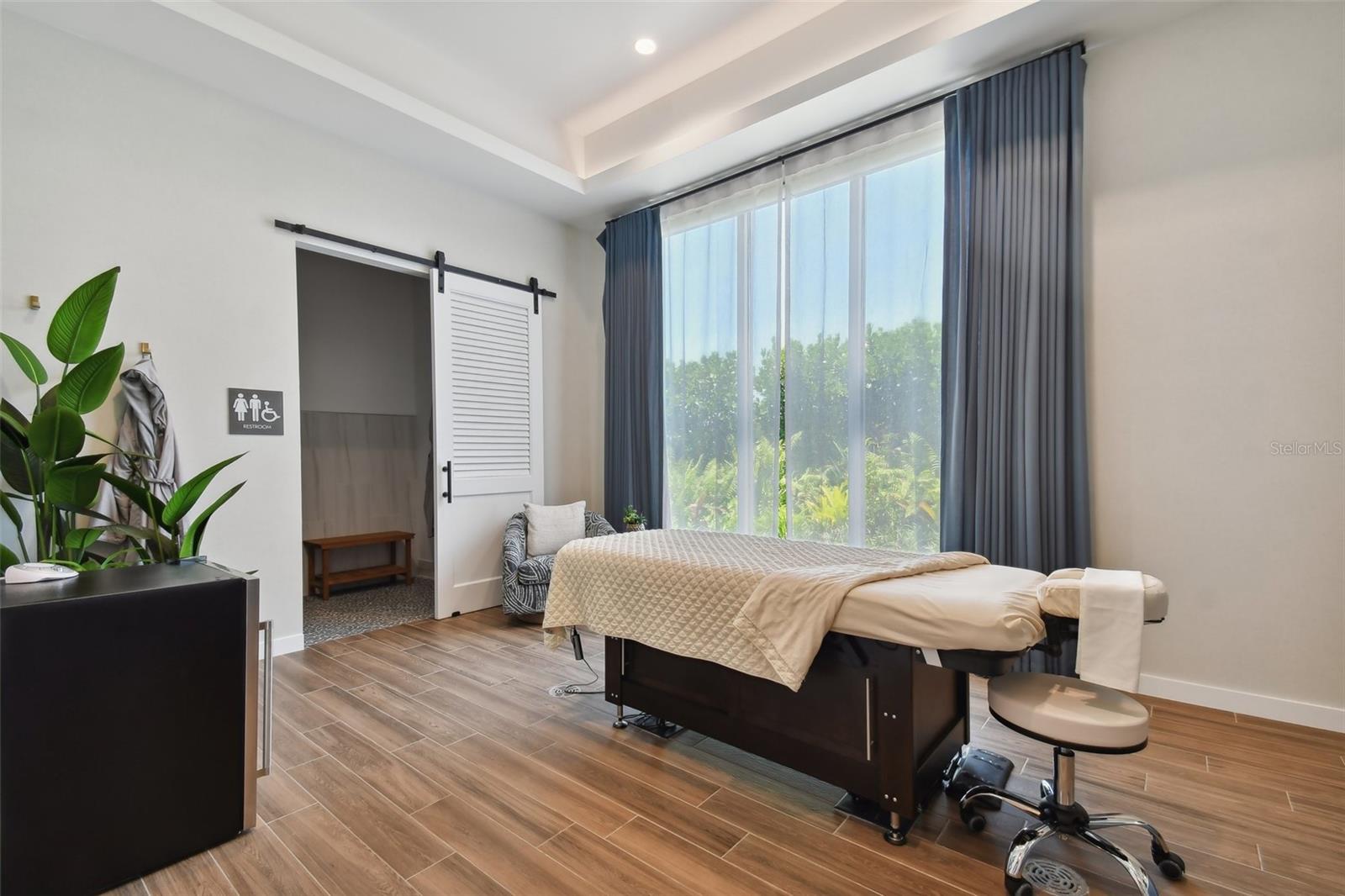 Listing photo id 83 for 4257 Rosatti Road