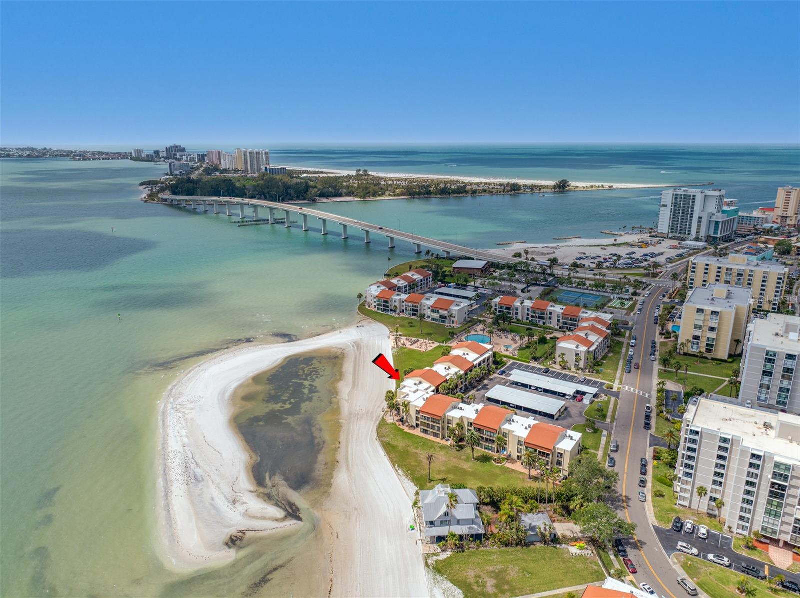 Image 3 of 53 For 865 Gulfview Boulevard 306