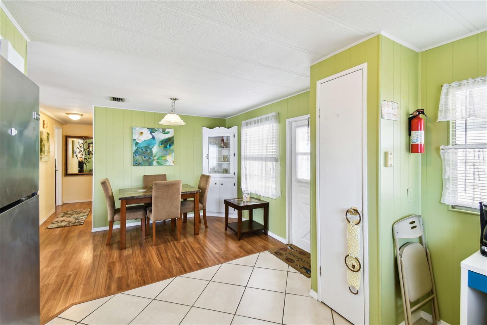 Listing photo id 13 for 66 Royal Palm Circle