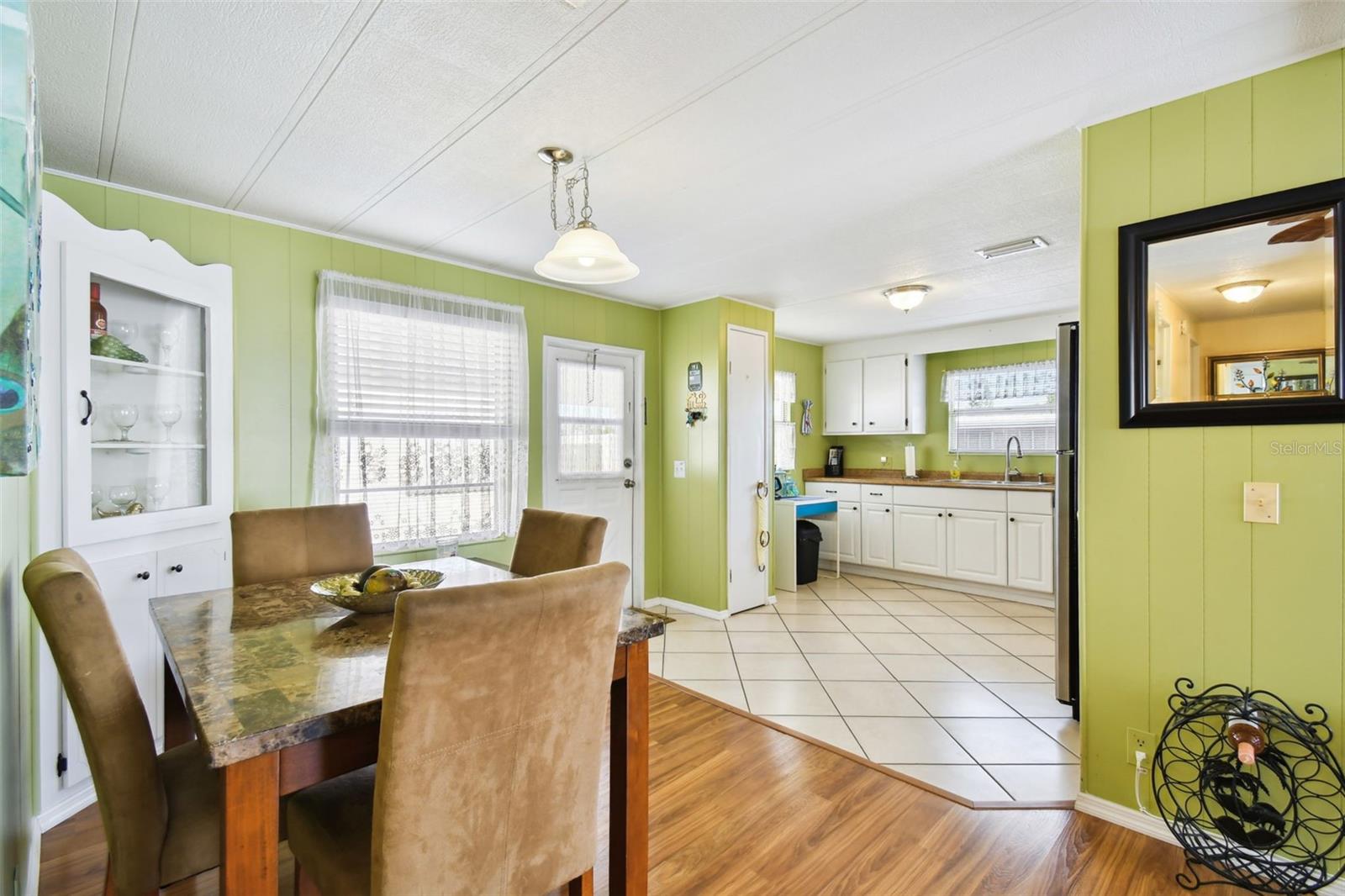 Listing photo id 15 for 66 Royal Palm Circle