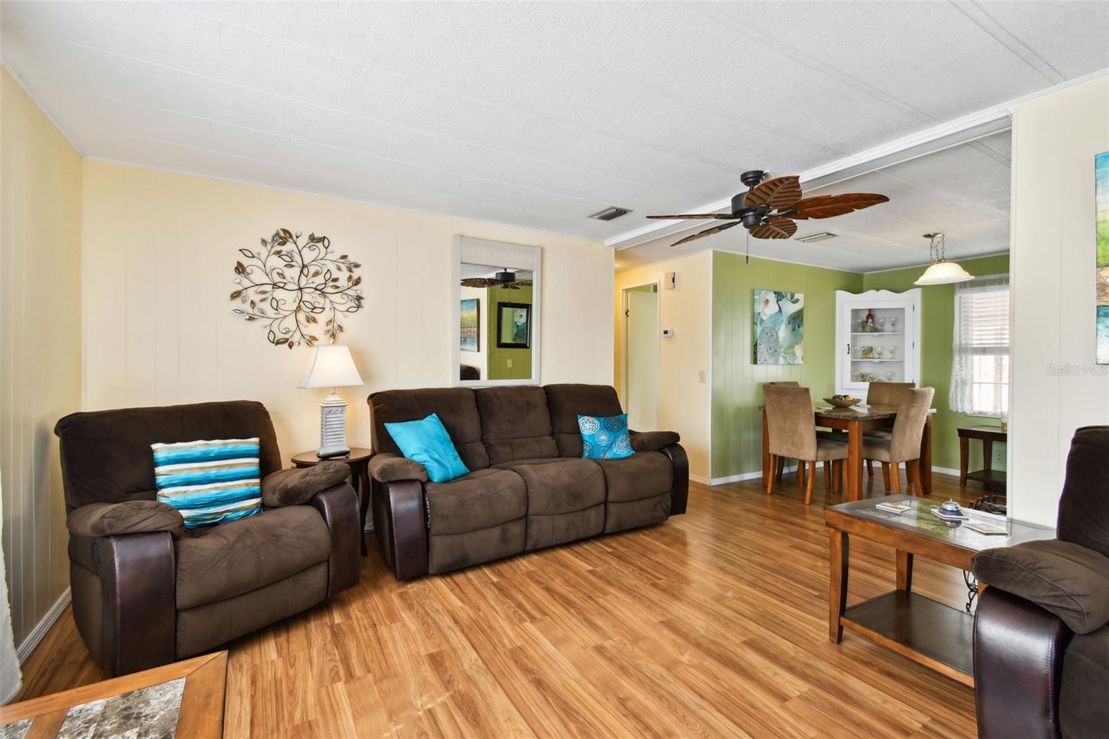 Listing photo id 19 for 66 Royal Palm Circle