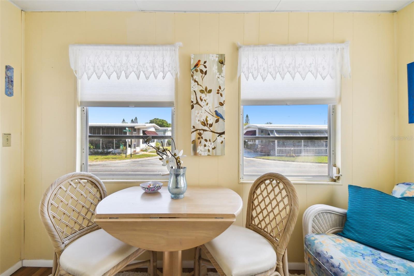 Listing photo id 27 for 66 Royal Palm Circle