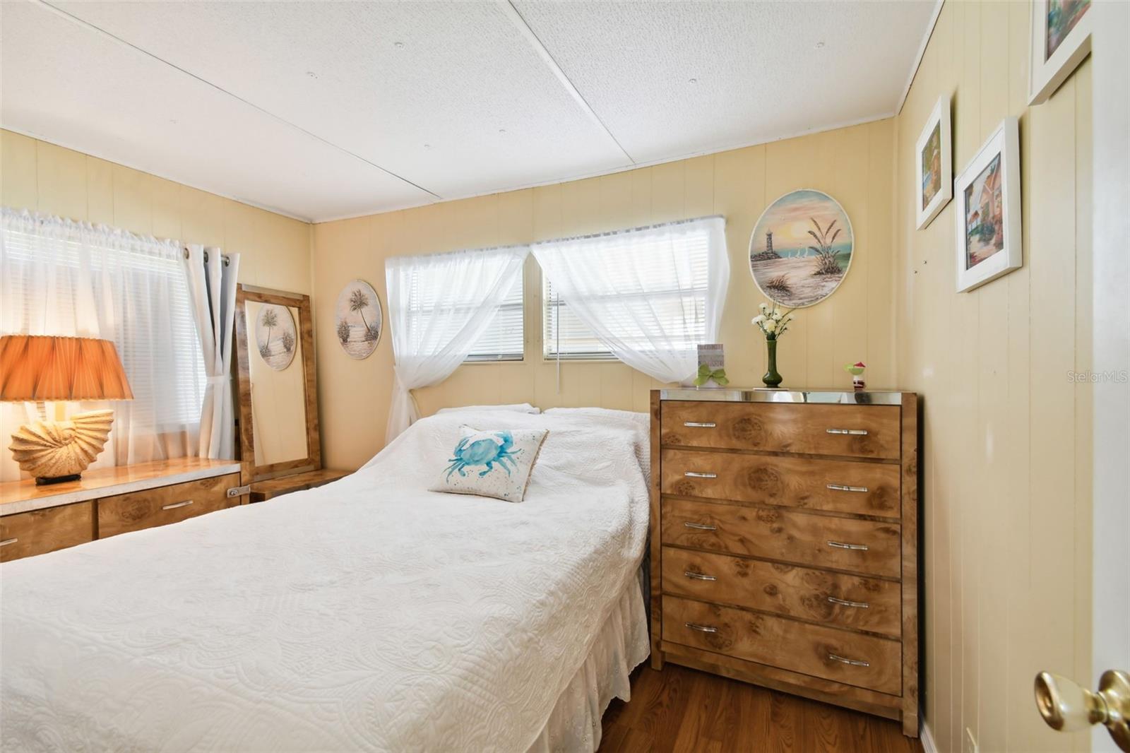 Listing photo id 33 for 66 Royal Palm Circle