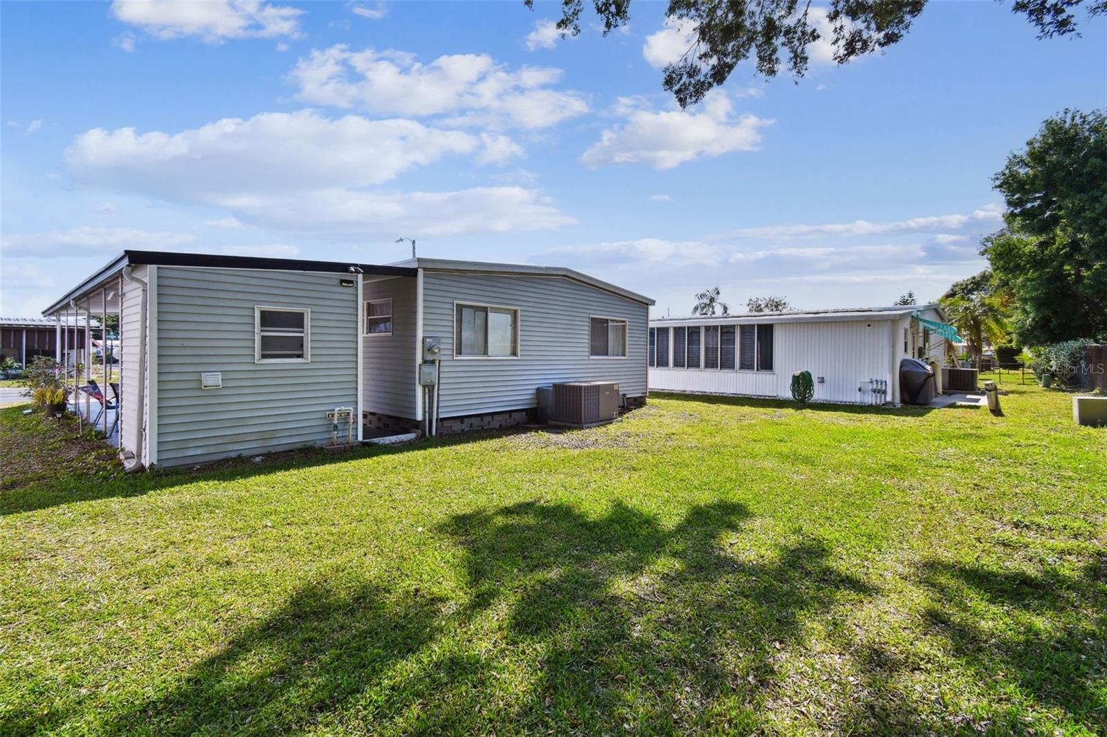 Listing photo id 53 for 66 Royal Palm Circle