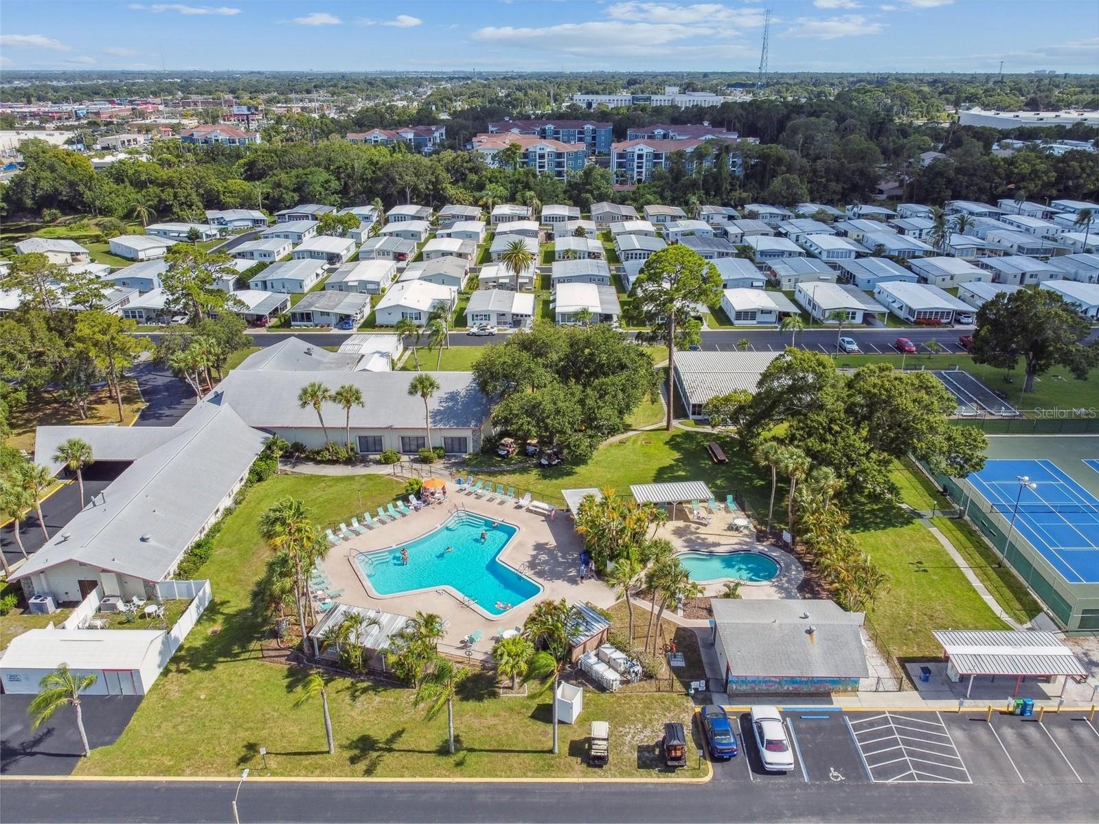 Listing photo id 62 for 66 Royal Palm Circle