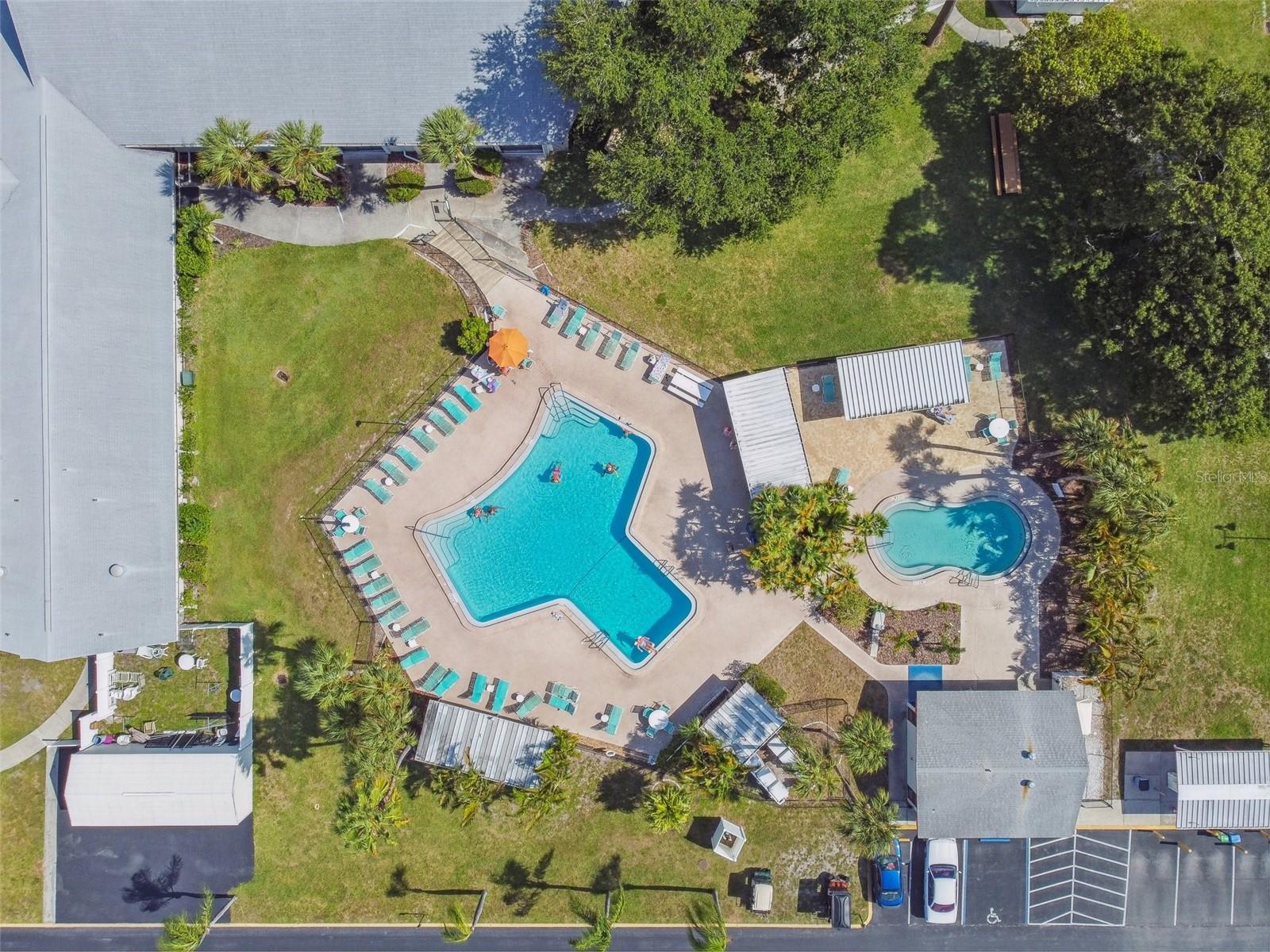 Listing photo id 63 for 66 Royal Palm Circle