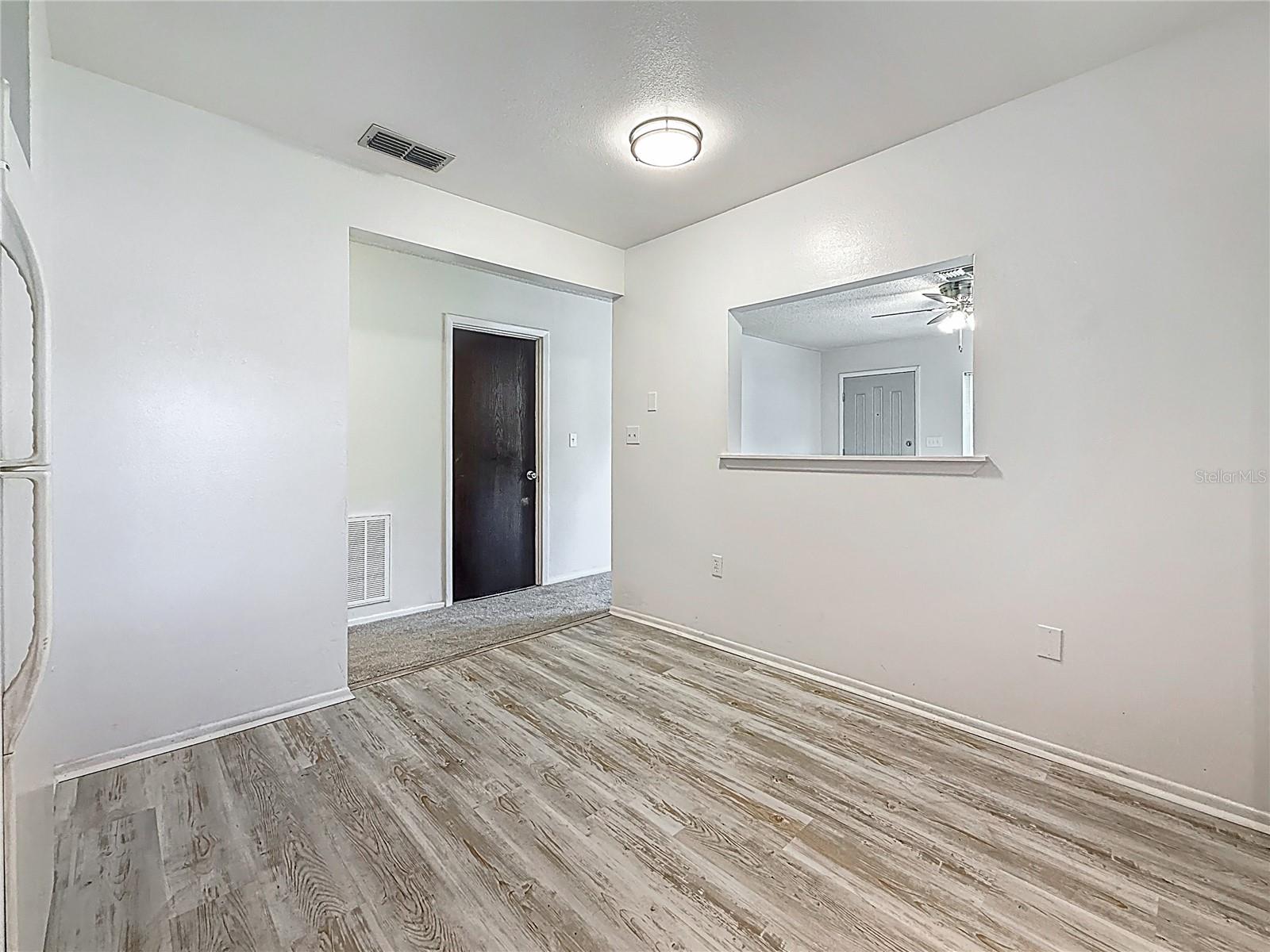 Image 12 of 49 For 1444 Oak Haven Drive