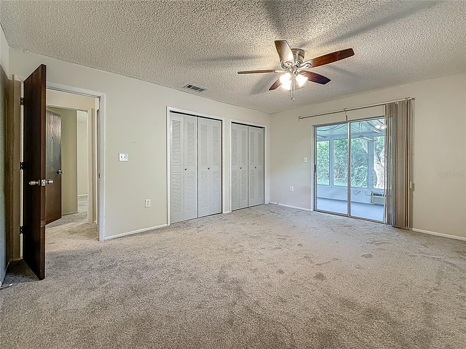 Image 22 of 49 For 1444 Oak Haven Drive
