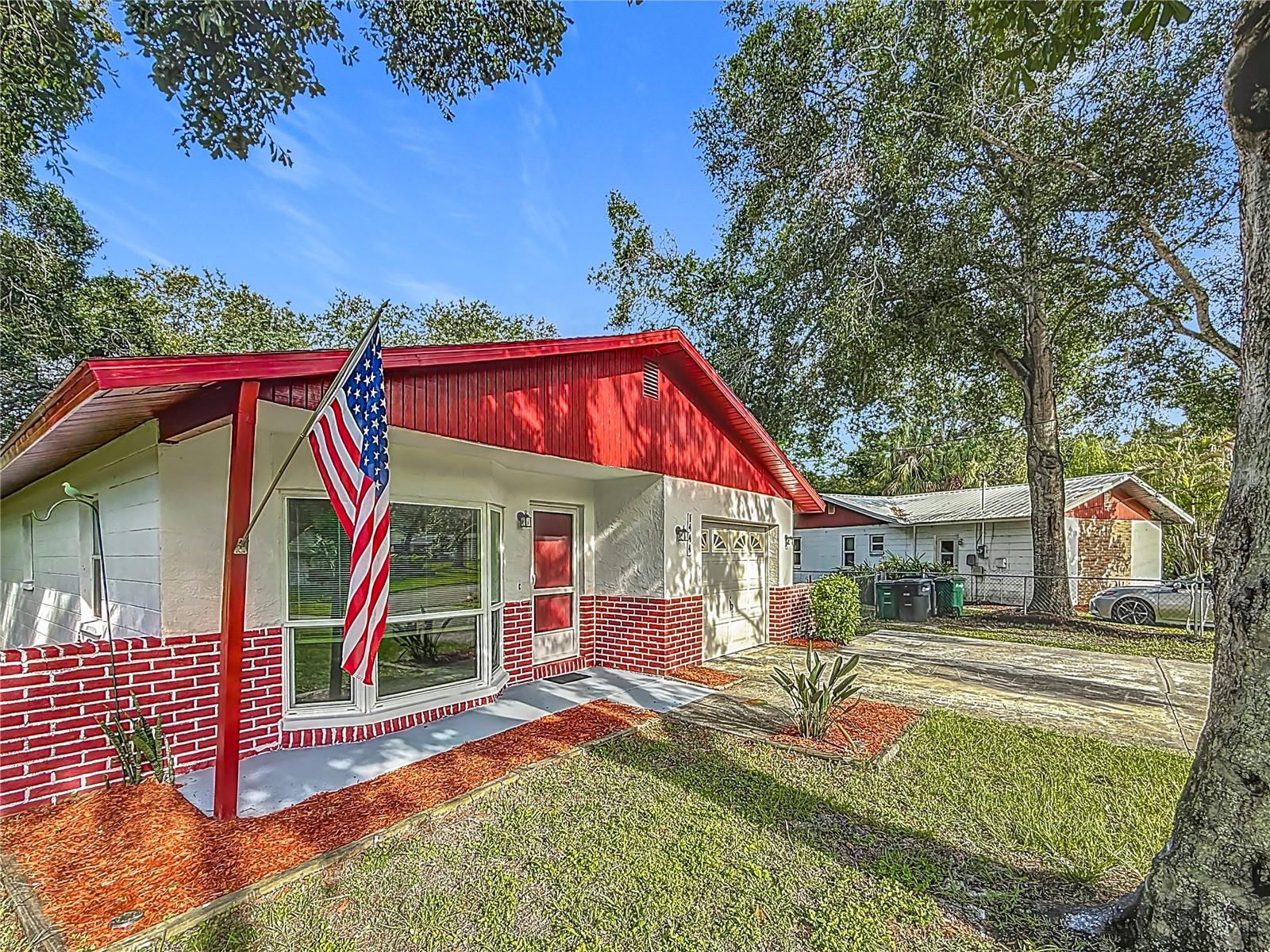 Image 3 of 49 For 1444 Oak Haven Drive