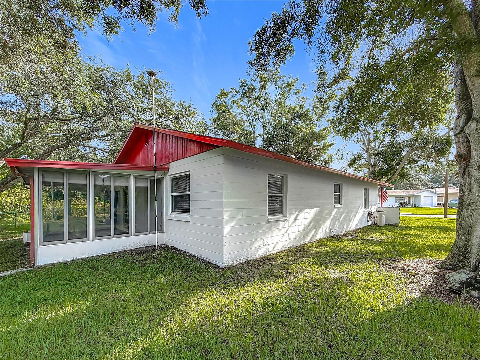 Image 32 of 49 For 1444 Oak Haven Drive