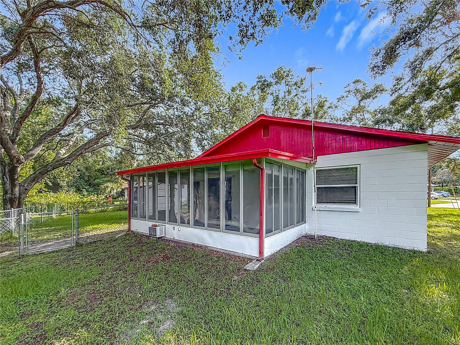 Image 33 of 49 For 1444 Oak Haven Drive