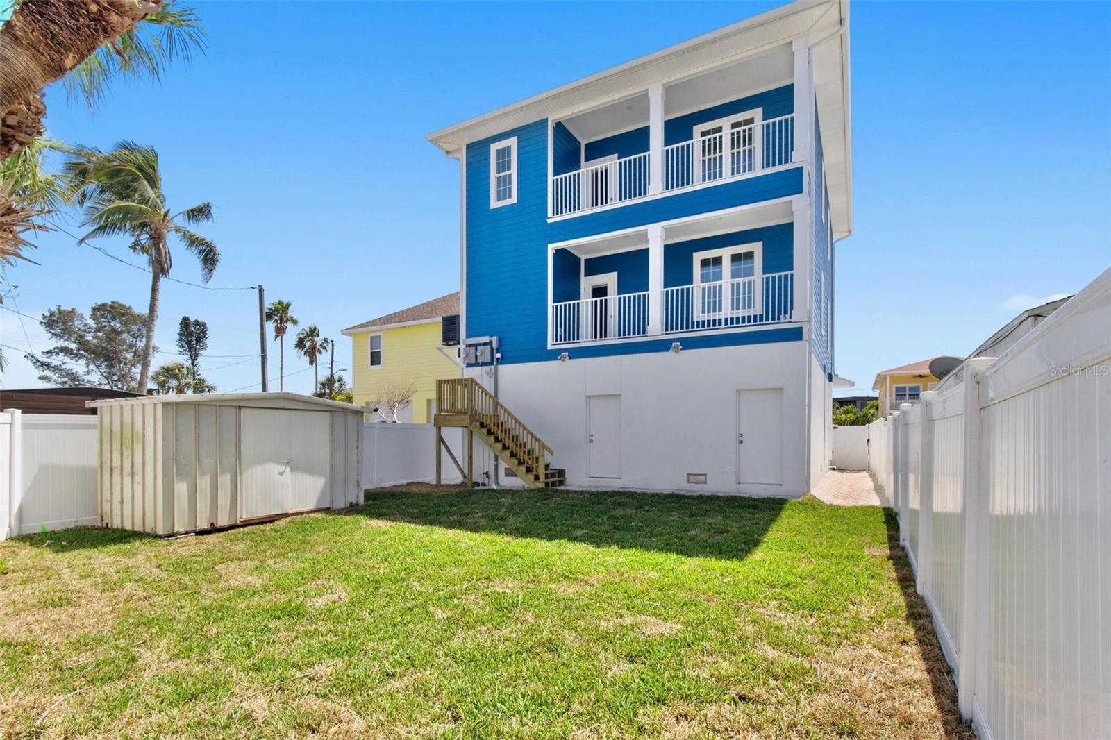 Image 33 of 37 For 13117 4th Street E