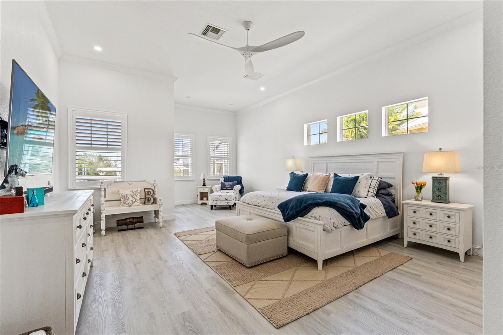 Image 11 of 71 For 819 Islebay Drive