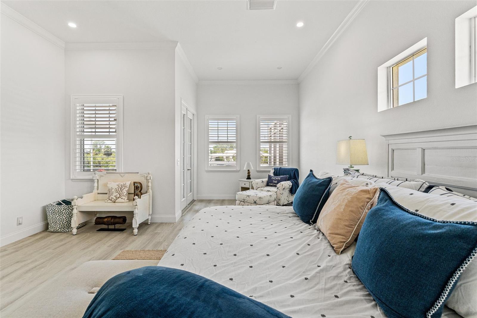 Image 12 of 71 For 819 Islebay Drive