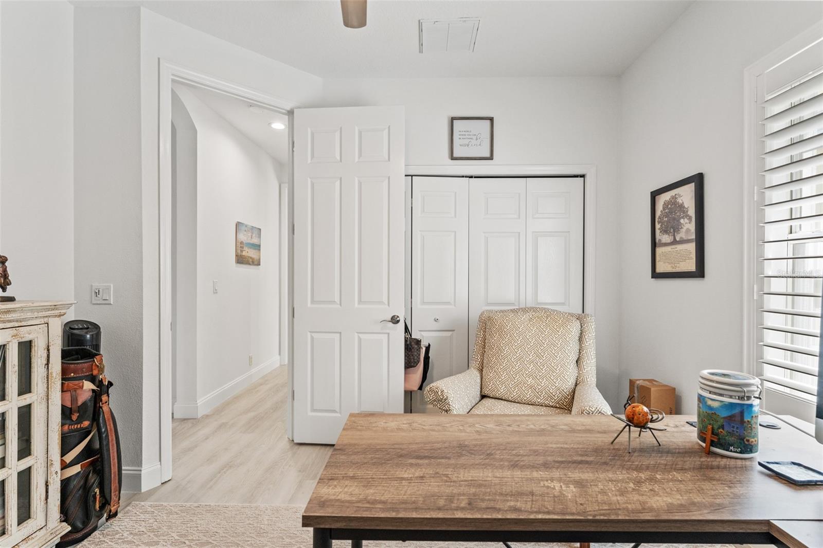 Image 36 of 71 For 819 Islebay Drive