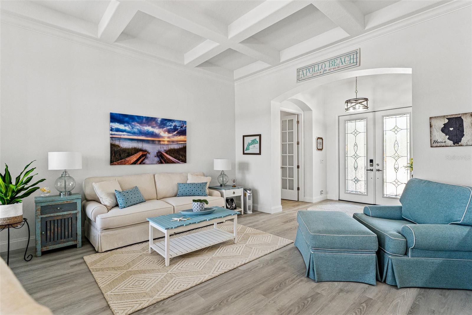 Image 9 of 71 For 819 Islebay Drive