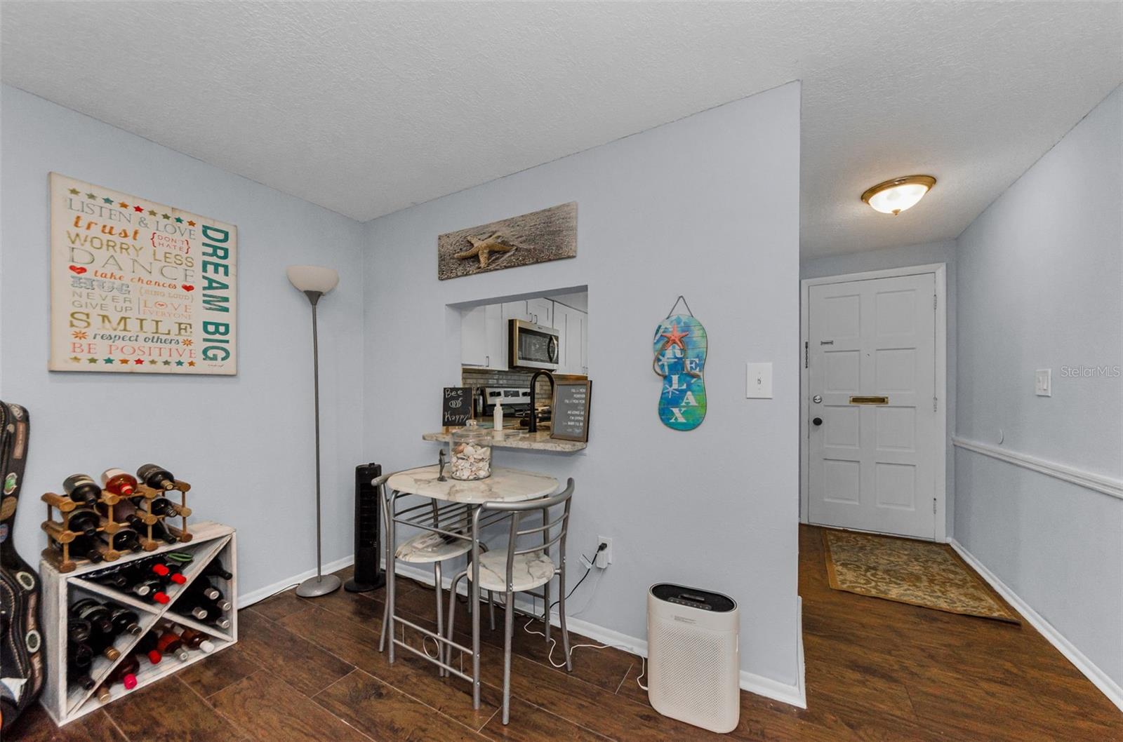 Image 5 of 58 For 4252 Sheldon Place 0