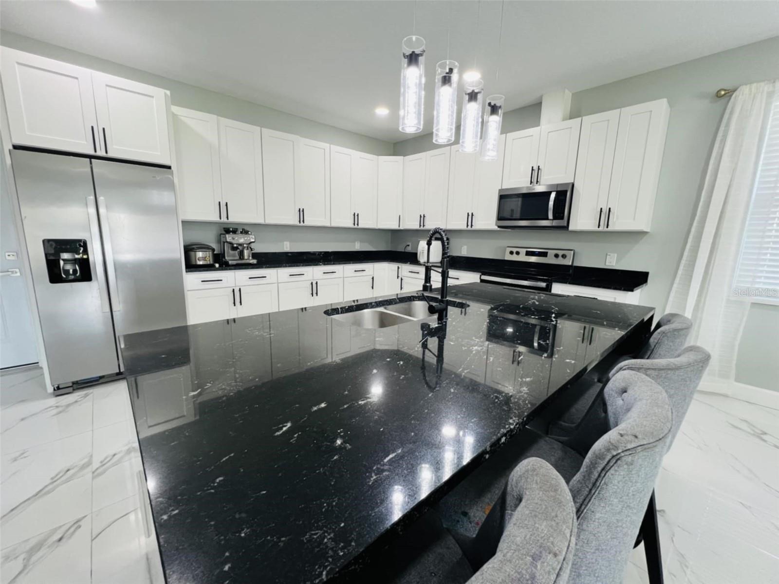Image 11 of 32 For 5180 69th Avenue N