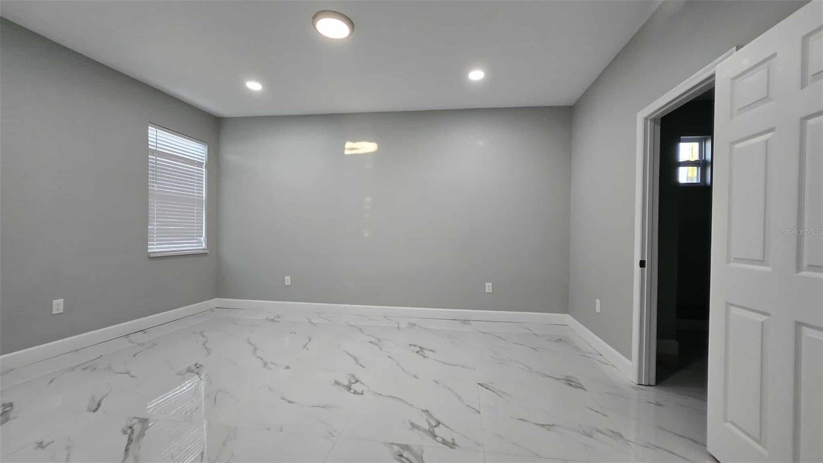 Image 23 of 32 For 5180 69th Avenue N