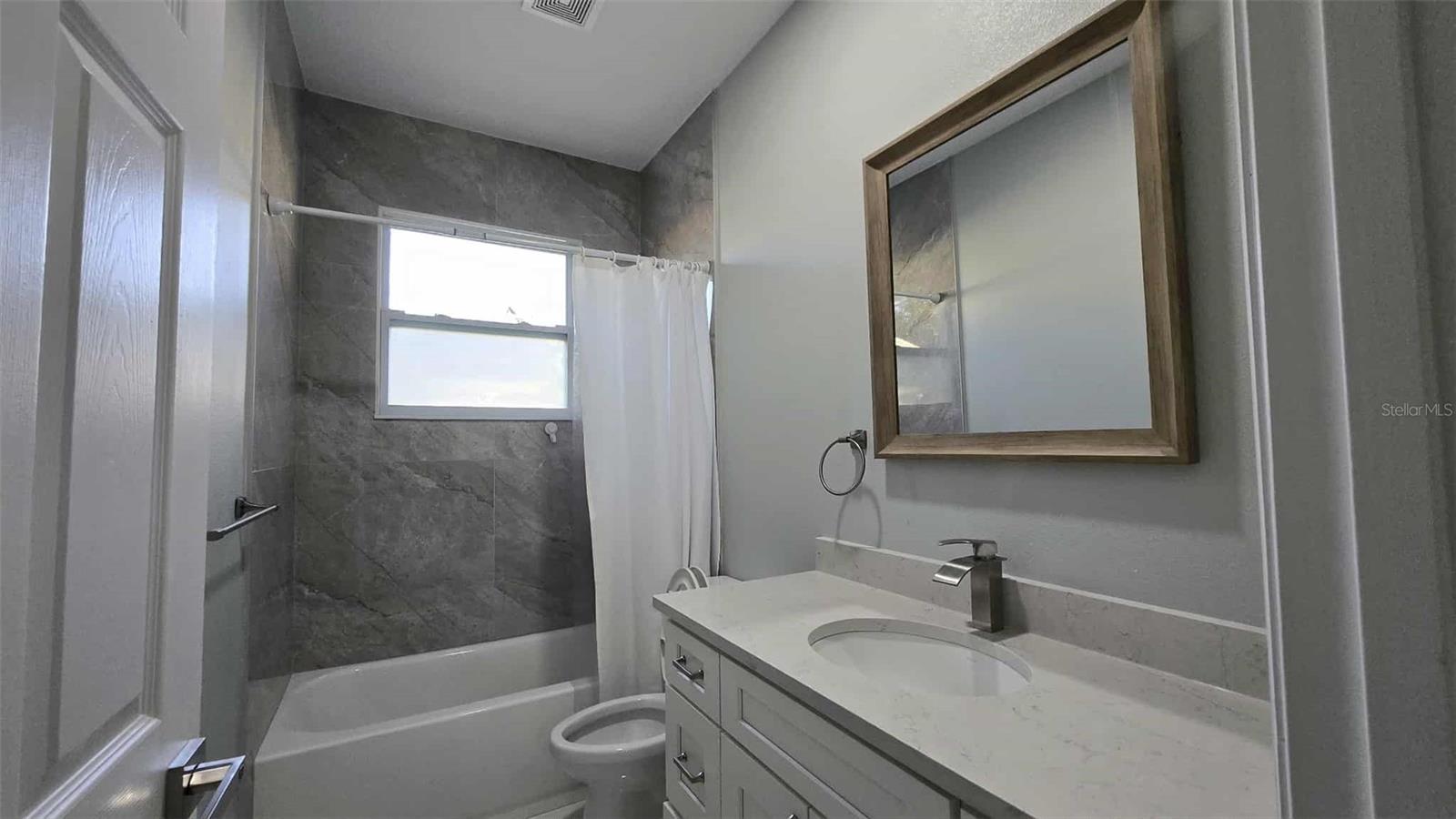Image 25 of 32 For 5180 69th Avenue N