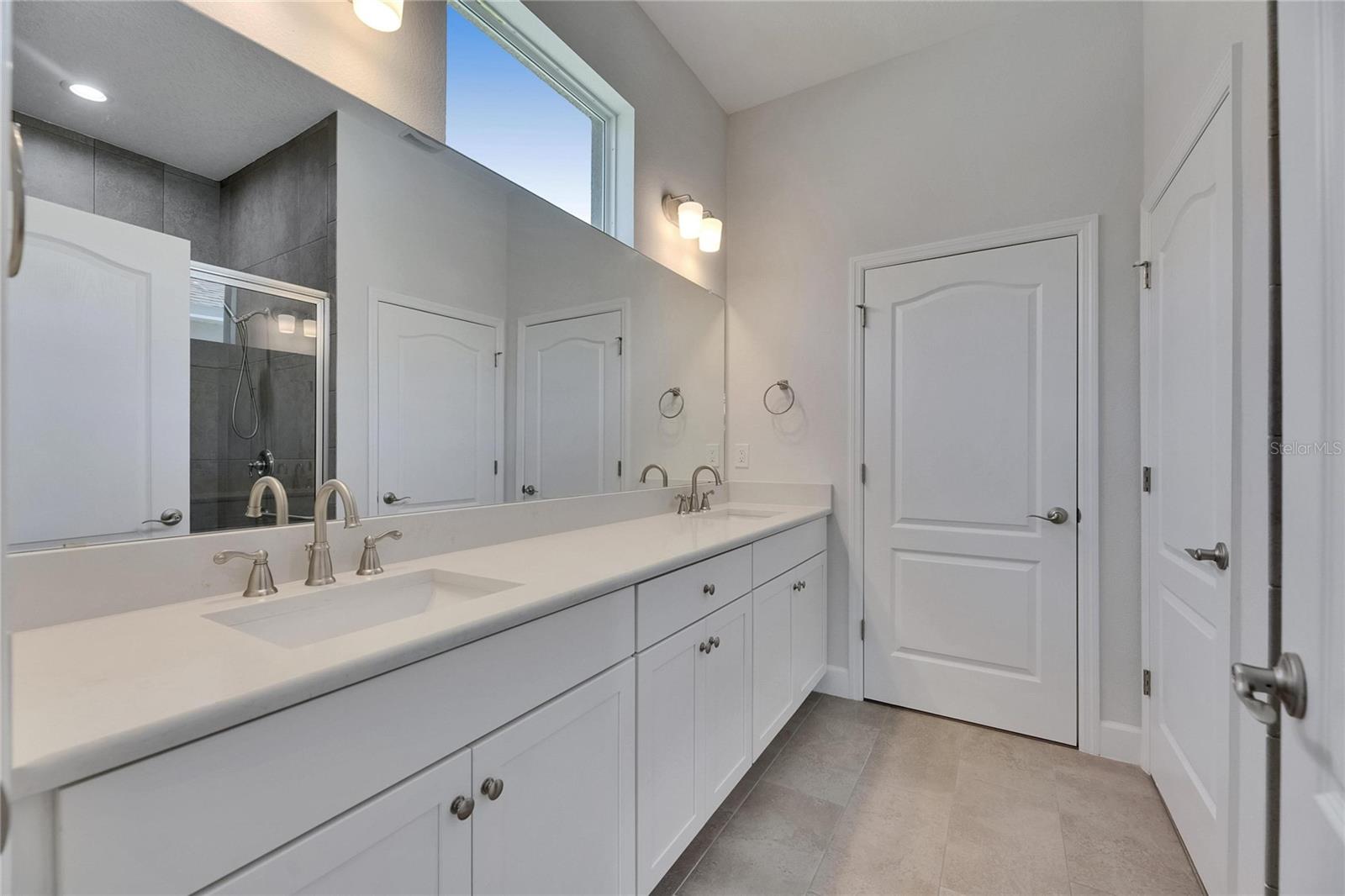 Image 45 of 70 For 5814 Stockport Street
