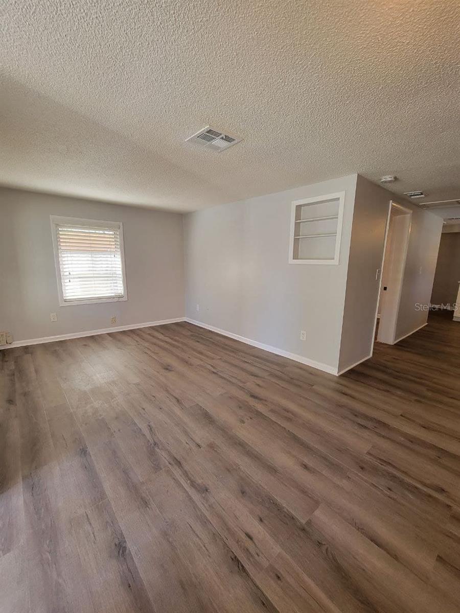 Image 4 of 14 For 518 4th Street Nw