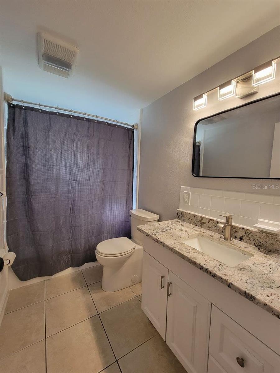 Image 8 of 14 For 518 4th Street Nw