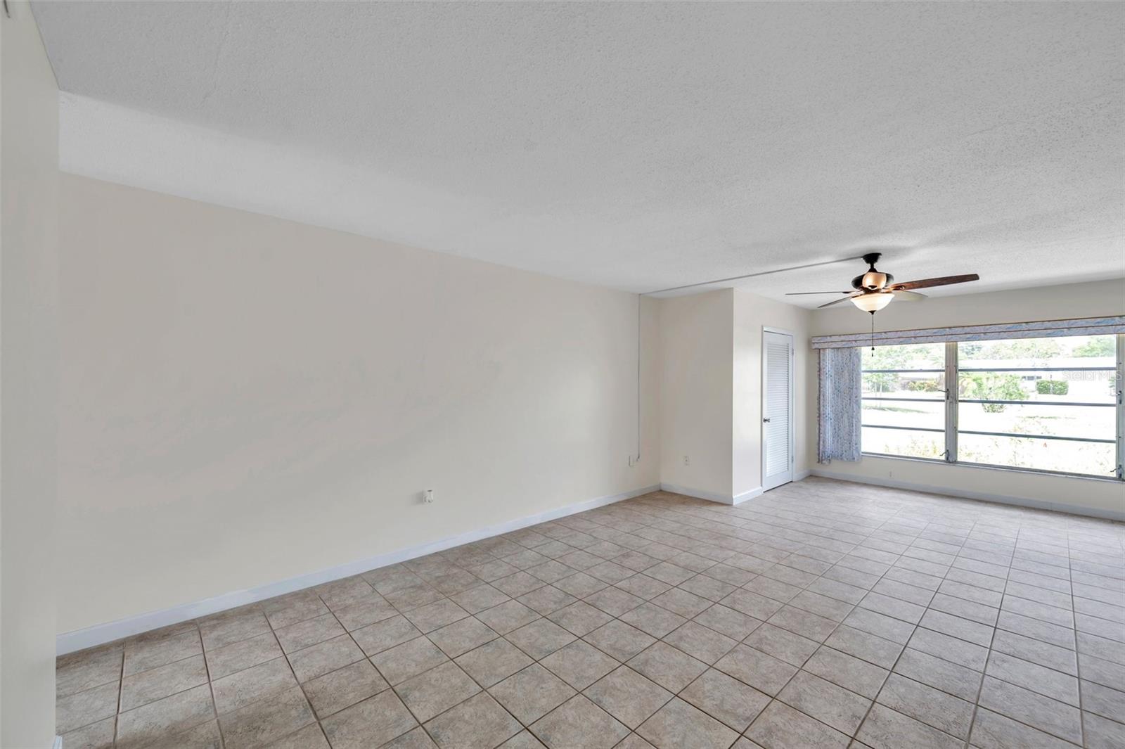 Image 16 of 37 For 1655 Highland Avenue D140