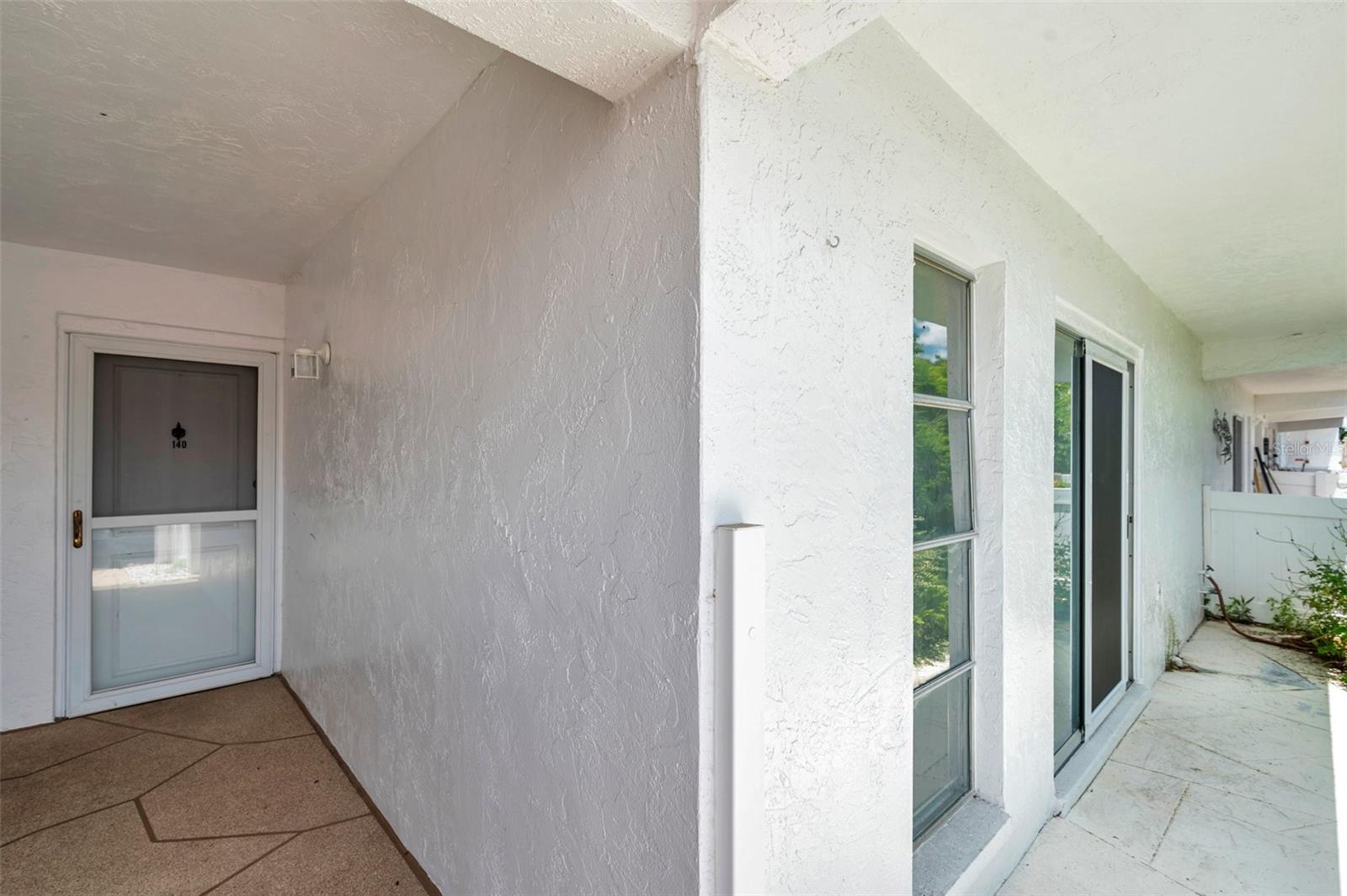 Image 3 of 37 For 1655 Highland Avenue D140