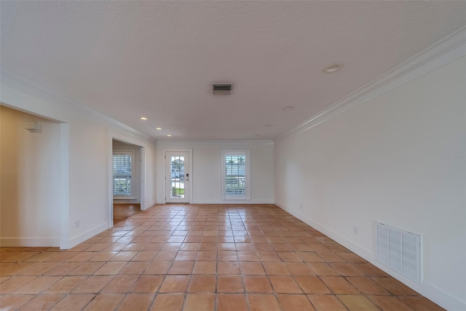 Image 16 of 71 For 30 Winston Drive