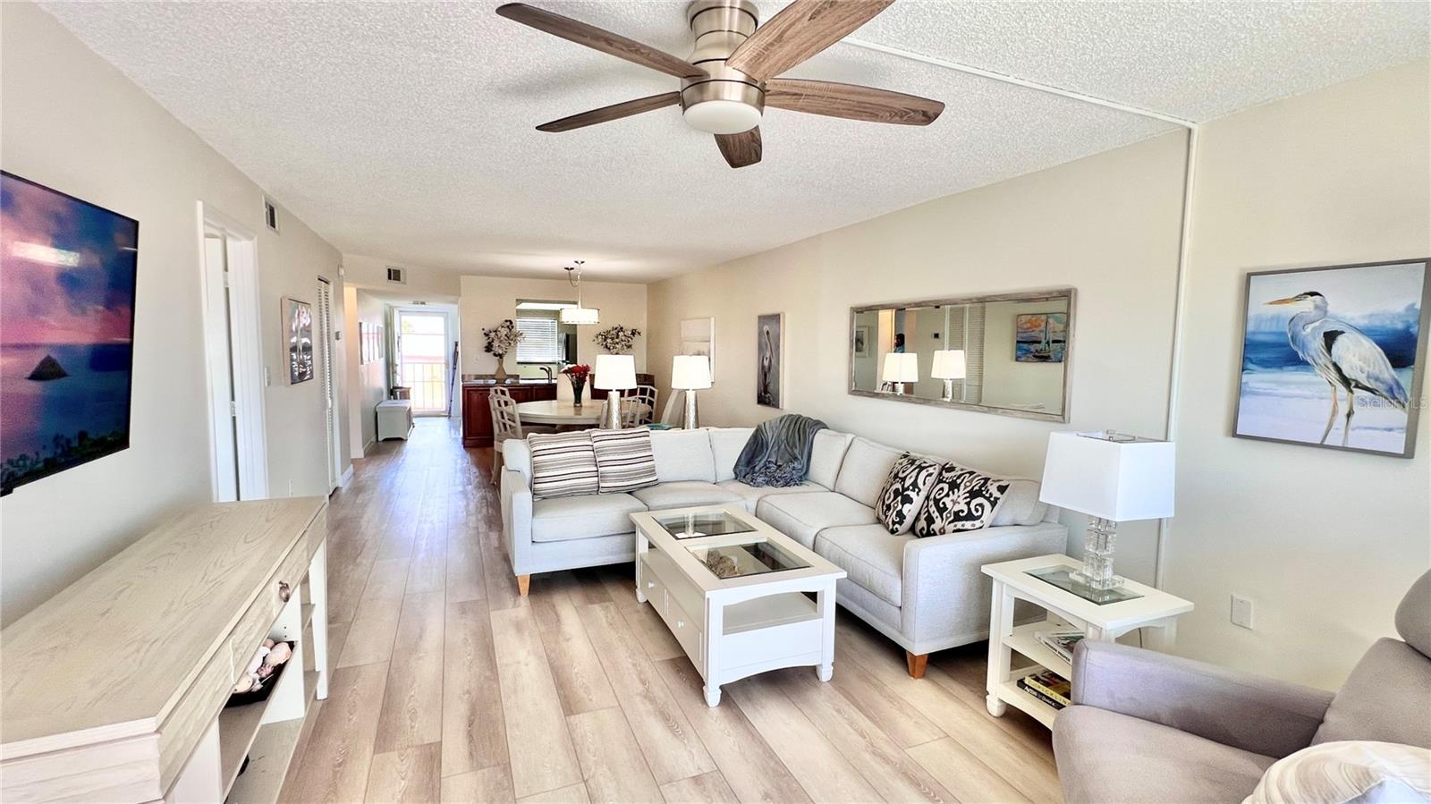 Image 21 of 60 For 719 Pinellas Bayway S 309