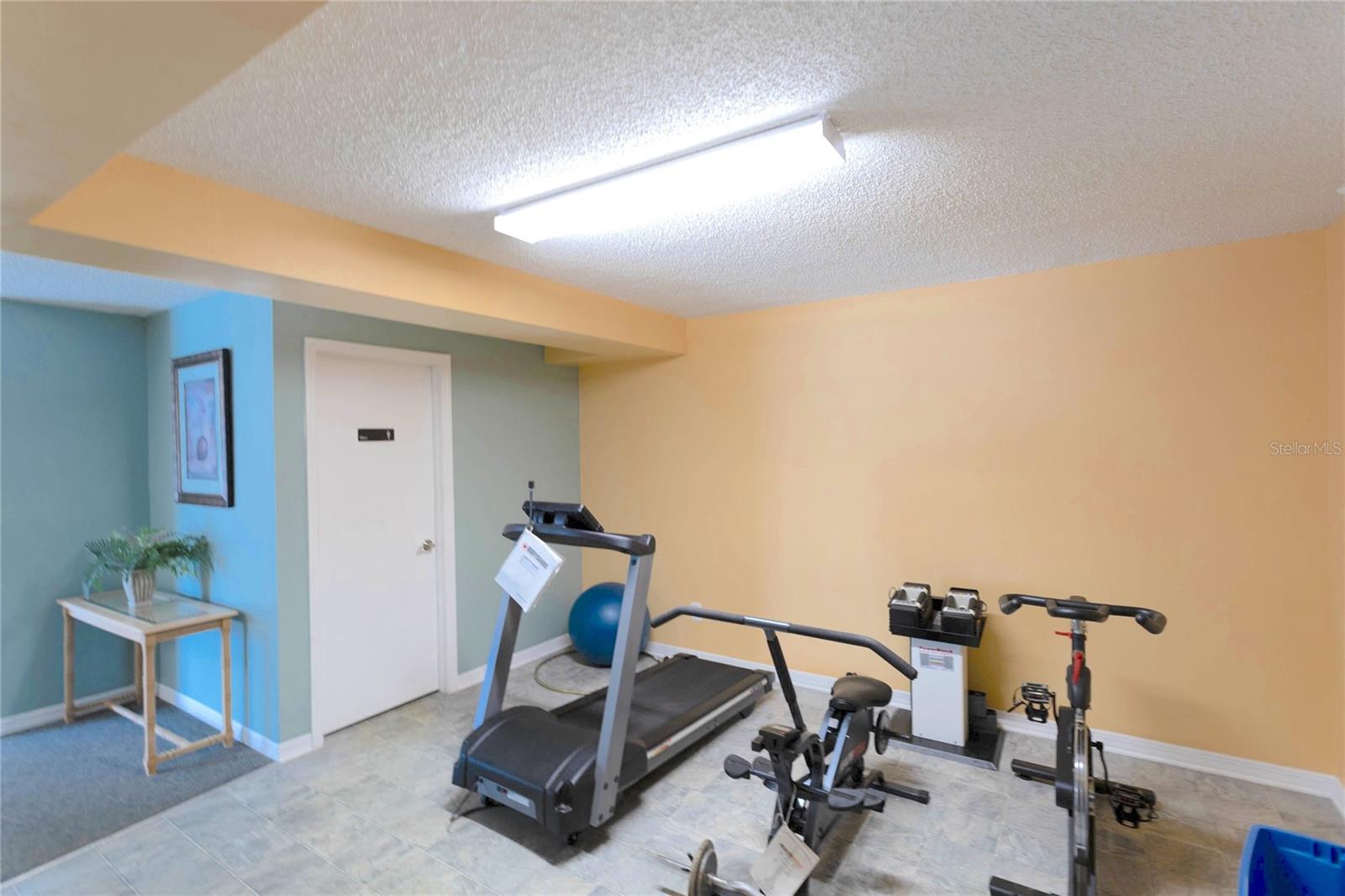Image 48 of 60 For 719 Pinellas Bayway S 309