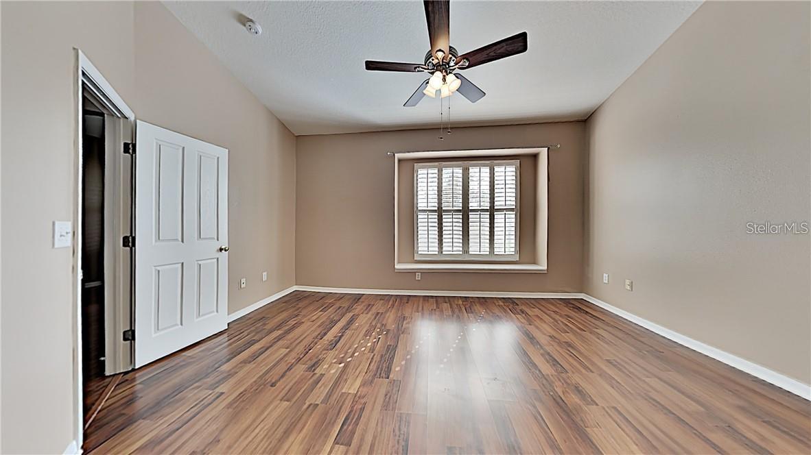 Image 12 of 30 For 31425 Shaker Circle