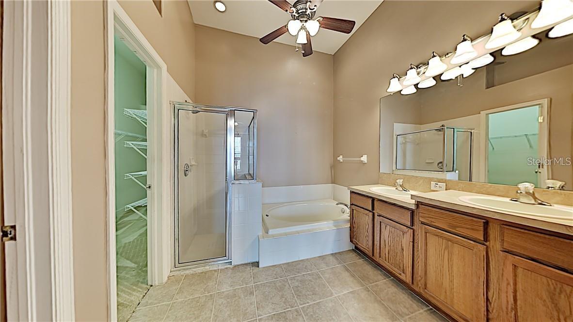 Image 13 of 30 For 31425 Shaker Circle