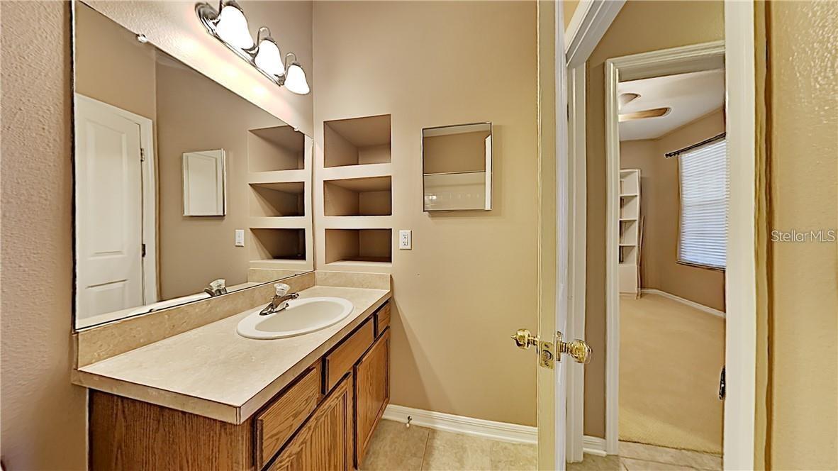 Image 17 of 30 For 31425 Shaker Circle