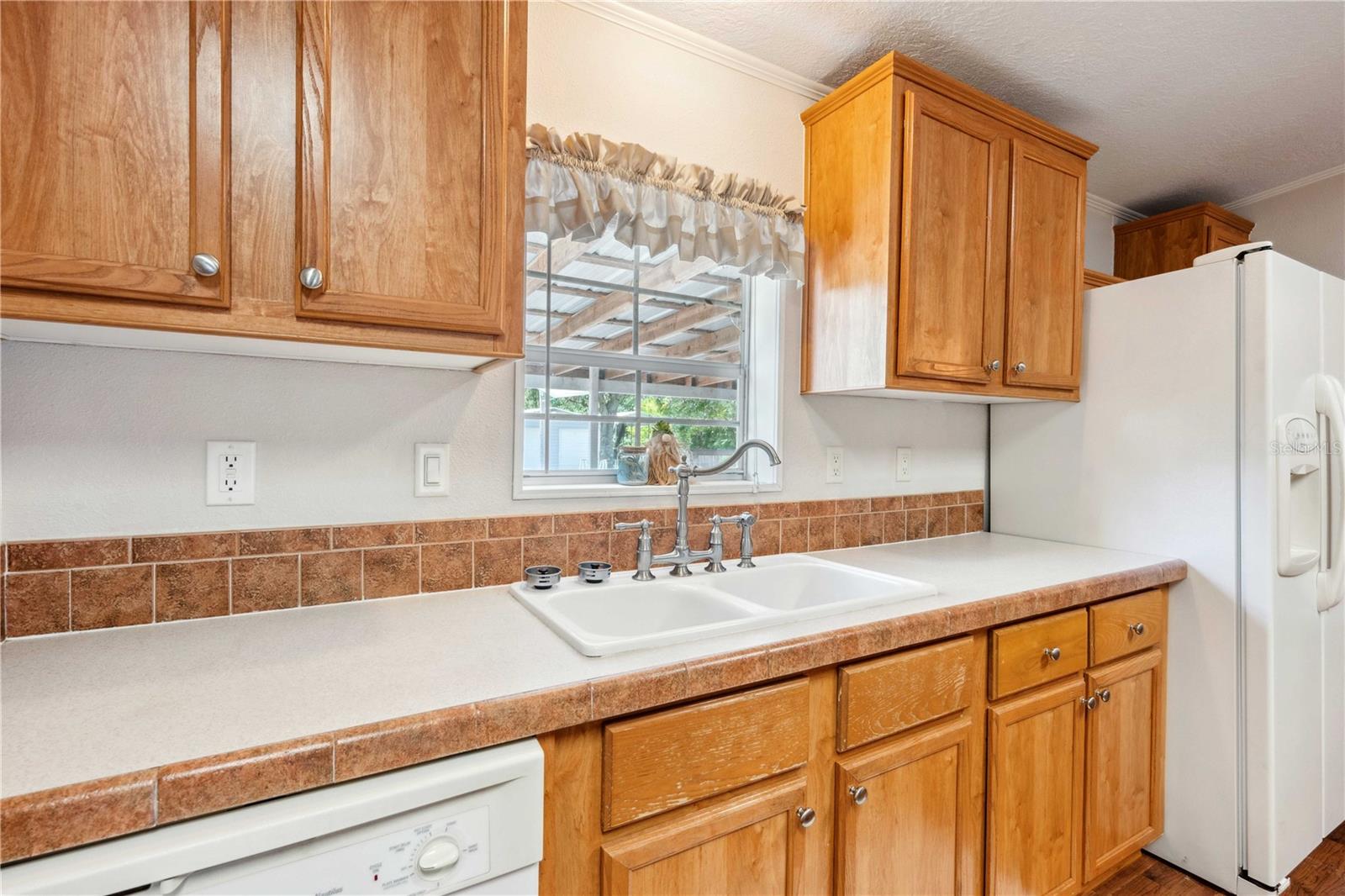 Image 16 of 50 For 3319 Fox Ridge Boulevard