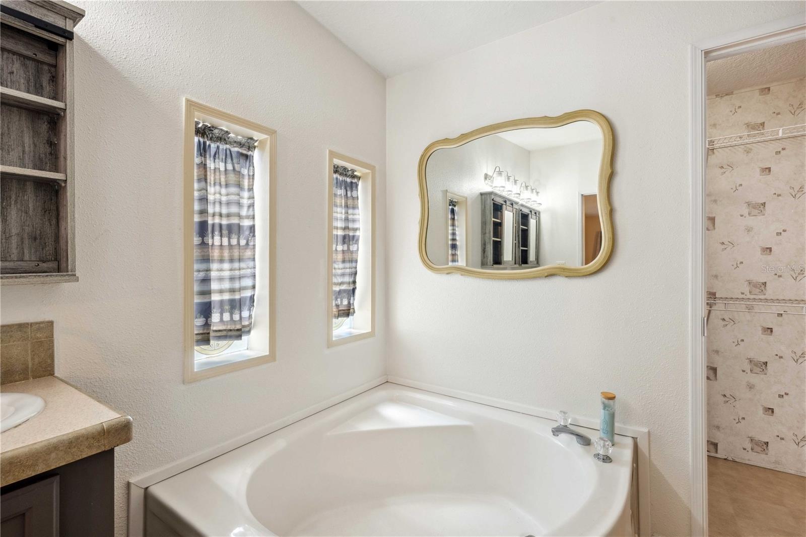 Image 33 of 50 For 3319 Fox Ridge Boulevard