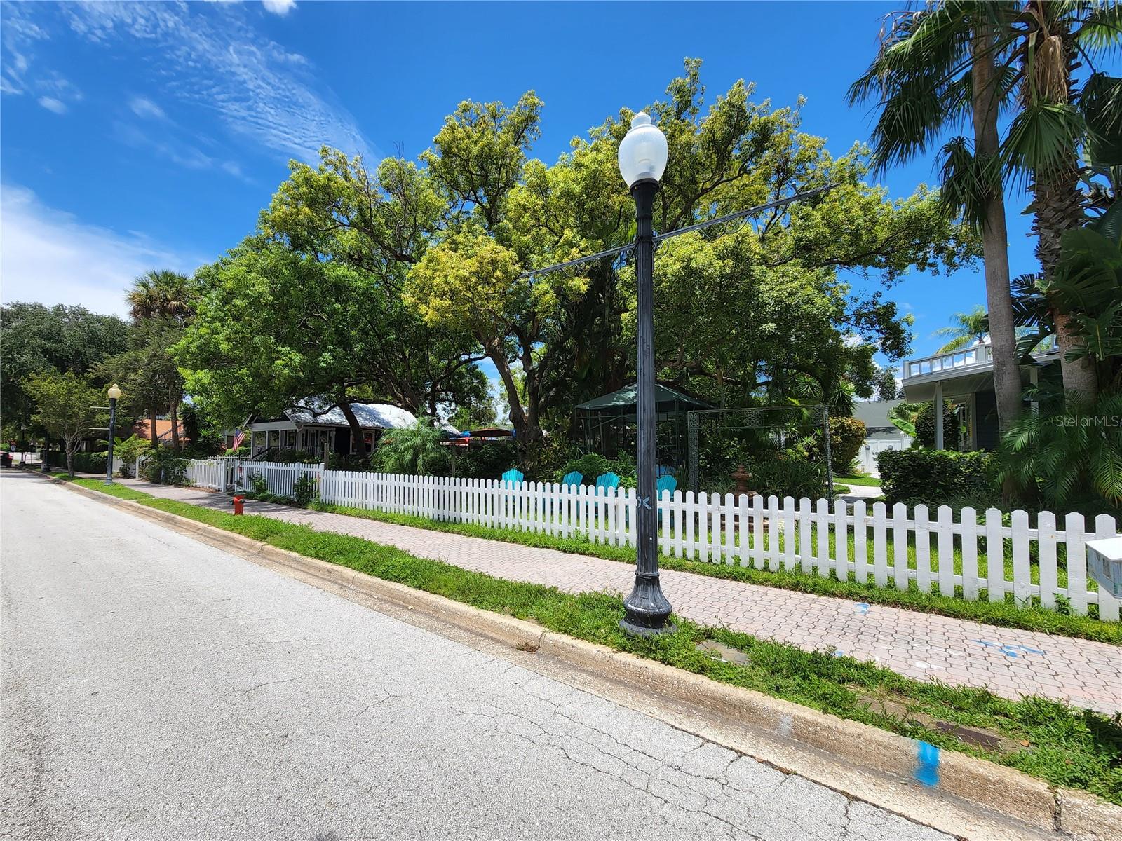 Image 65 of 74 For 250 Aberdeen Street