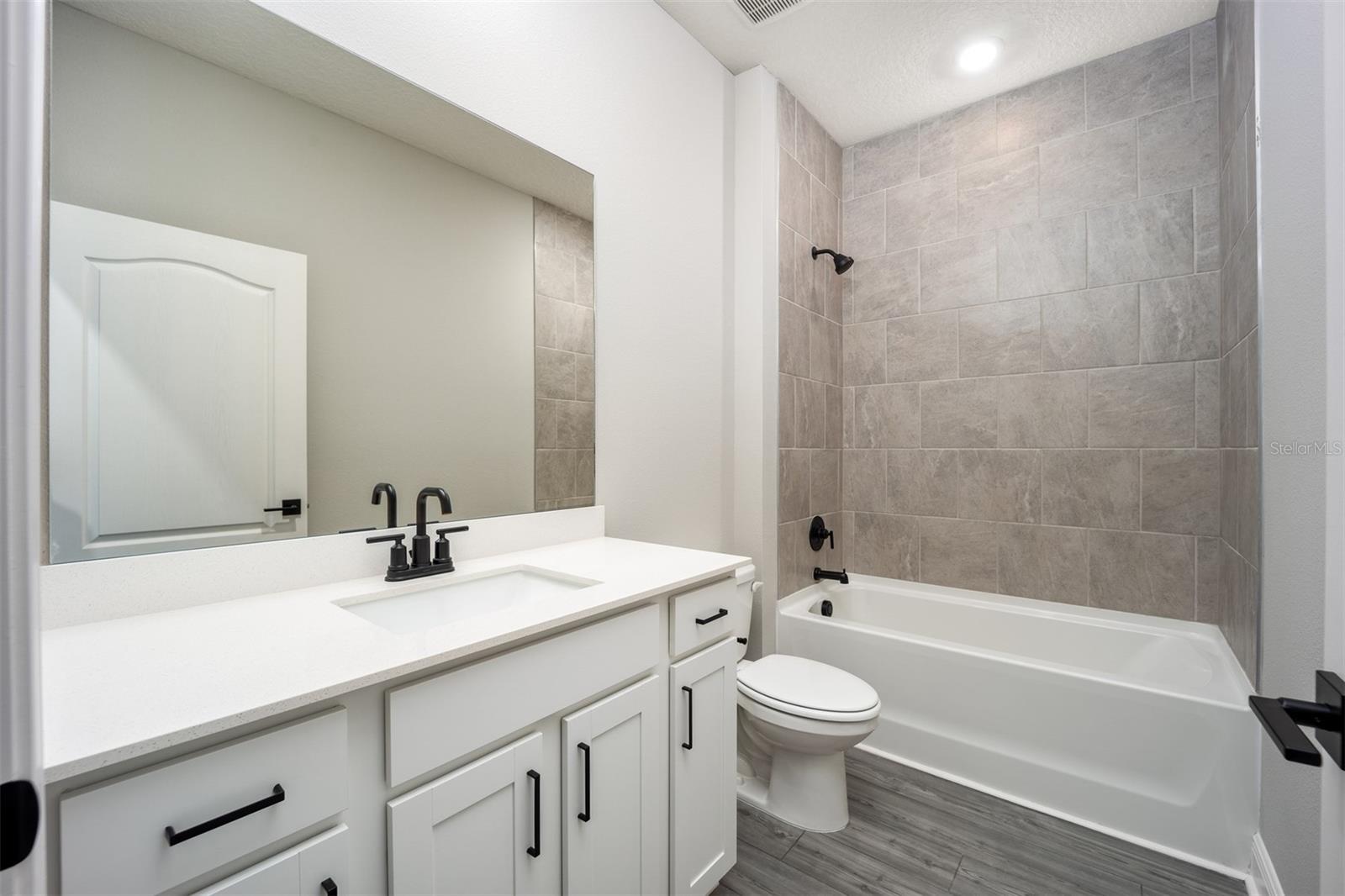 Image 15 of 17 For 3319 Chinotto Drive
