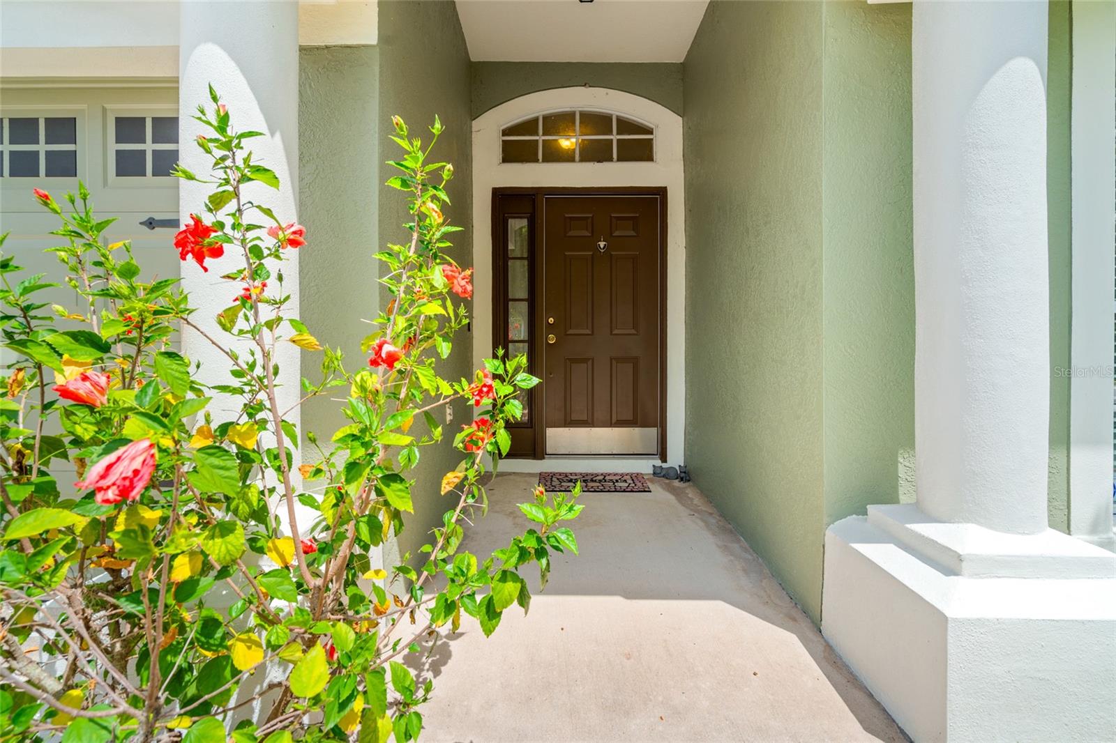 Listing photo id 2 for 5902 War Admiral Drive
